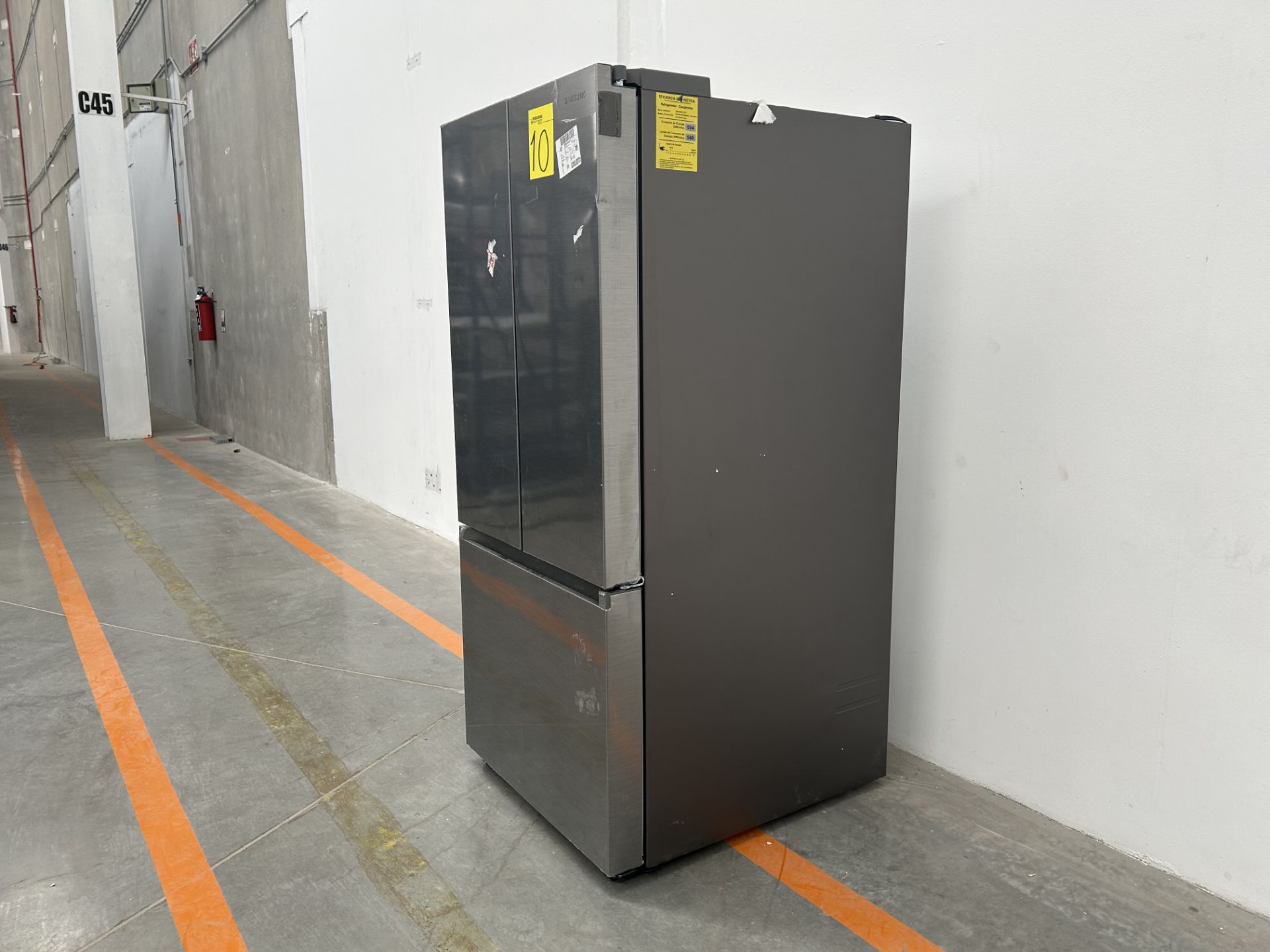(NUEVO) Refrigerador Marca SAMSUNG, Modelo RF22A4010S9, Serie 1844T, Color GRIS - Image 2 of 4