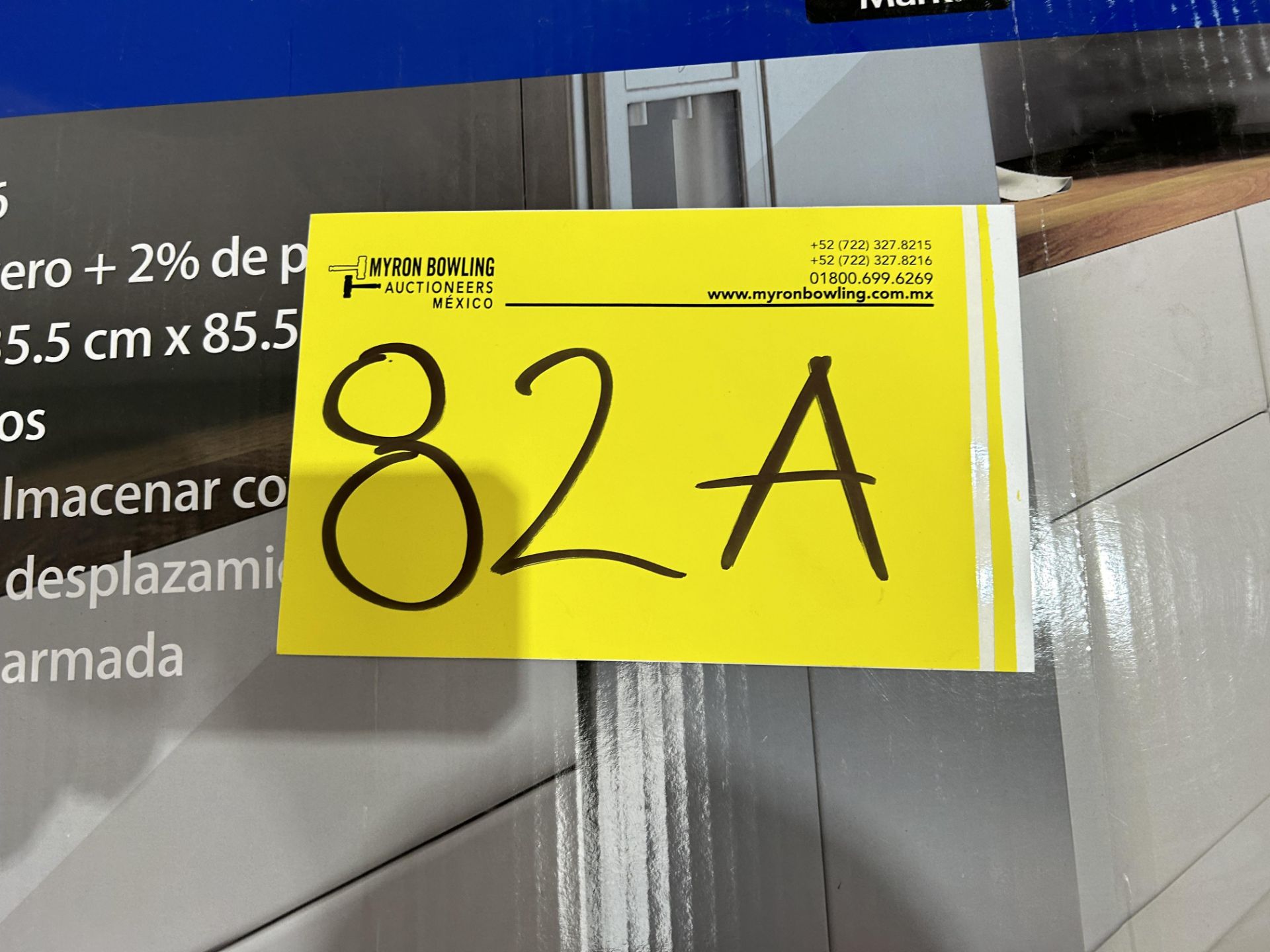 (NUEVO) Lote de 3 piezas contiene 2 mesas plegables color BLANCO; 1 carrito plegable de 3 niveles M - Image 7 of 7