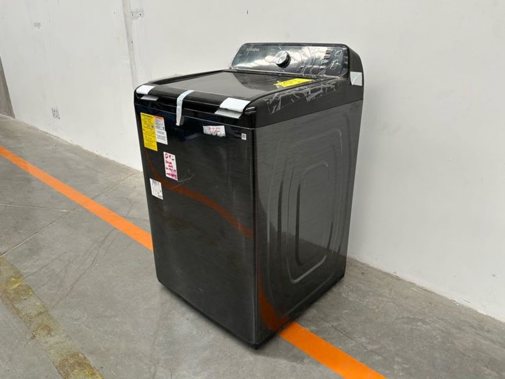 (NUEVO) Lavadora de 21 KG Marca SAMSUNG, Modelo wa21a3344gv, Serie 01070z, Color NEGRO - Image 2 of 6