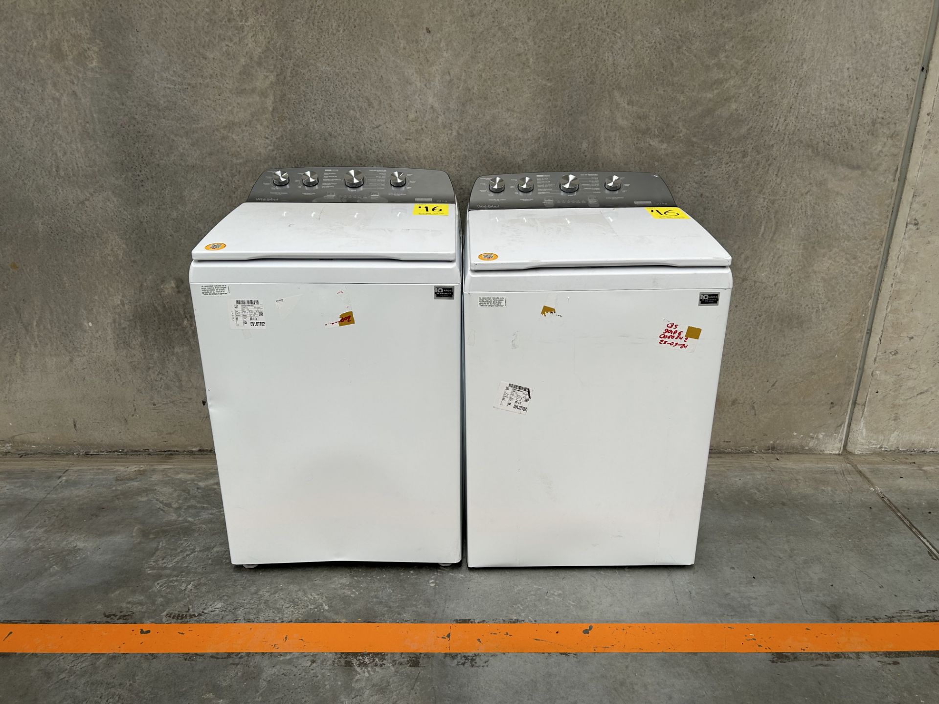 Lote de 2 lavadoras contiene: 1 Lavadora de 22 KG Marca WHIRPOOL, Modelo 8MWTW2224MPM0, Serie 71225