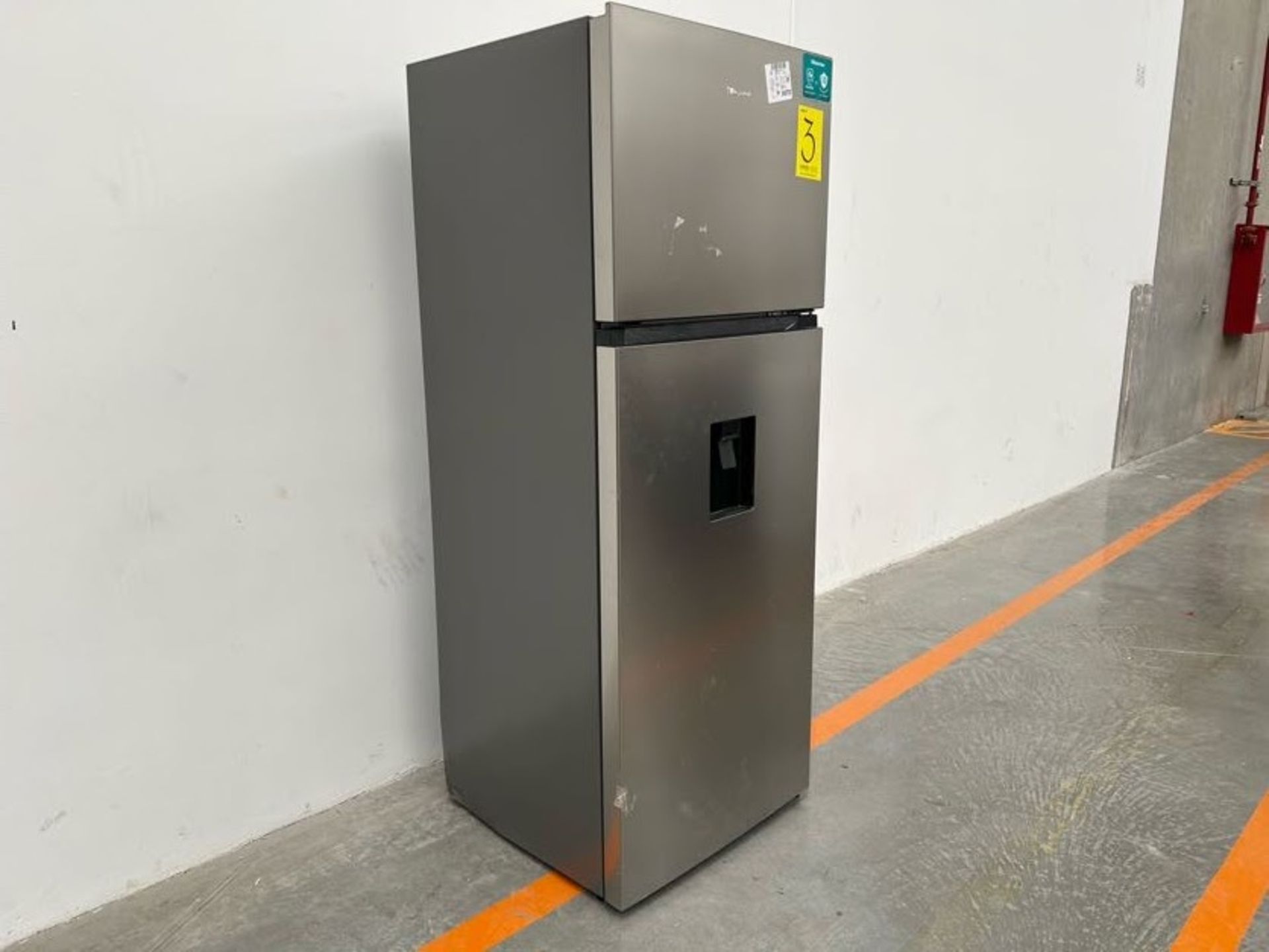 Refrigerador con dispensador de agua Marca HISENSE, Modelo RT16N6CDX, Serie 70114, Color GRIS (Equi - Image 3 of 6