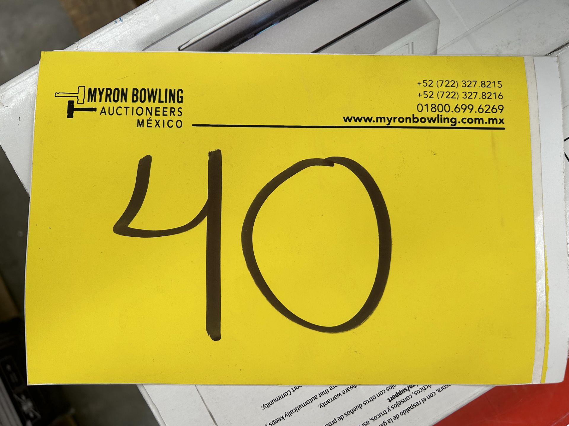 Lote de 10 artículos varios contiene: 1 Impresora HP; 1 calefactor de cerámica ATVIO; 1 dispensador - Image 11 of 11