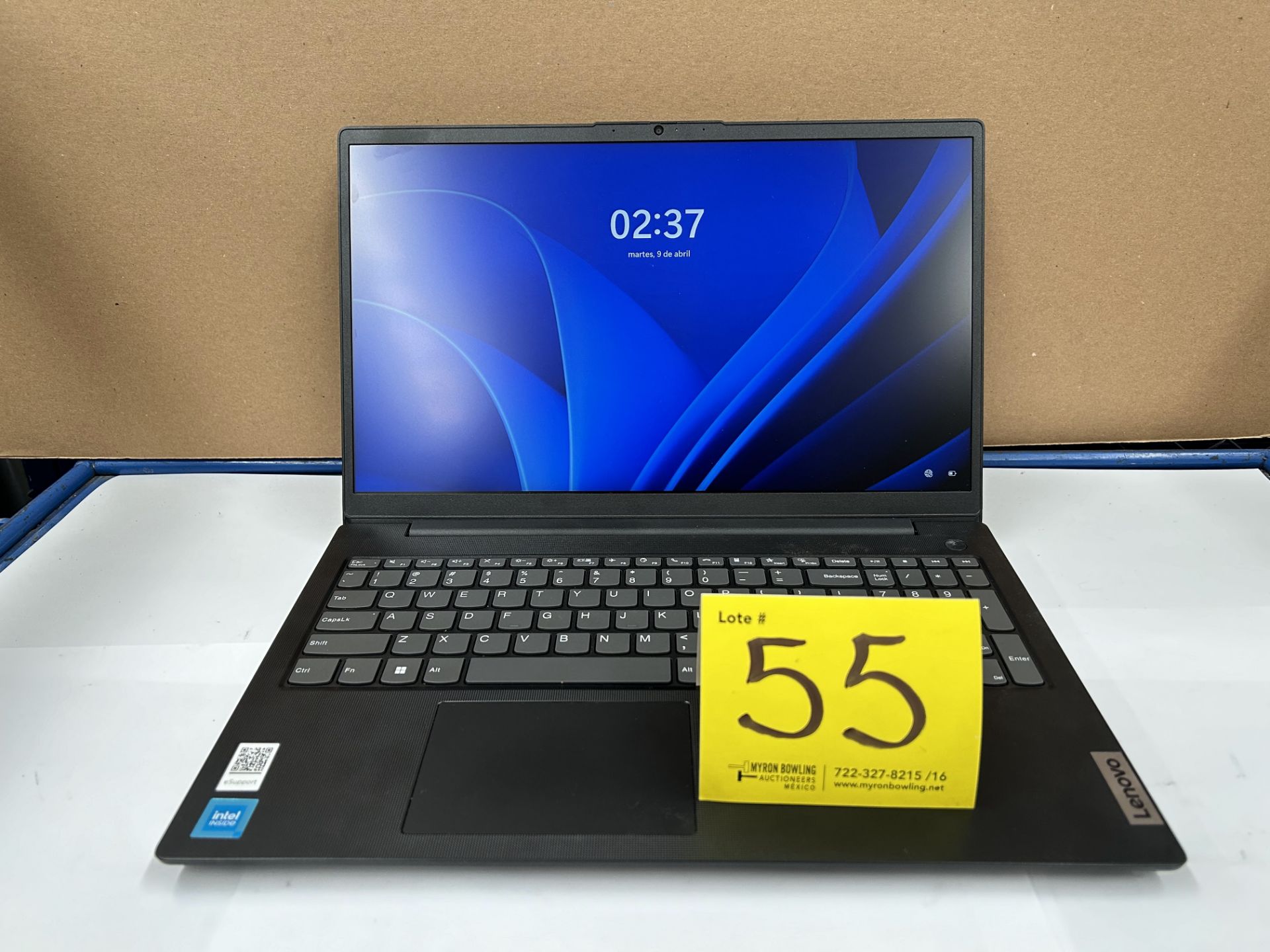 Laptop Marca LENOVO, Modelo V15 82QY001RUS, SeriePF4M7WKV, INTEL Inside 8 Gb en Ram 256 GB de almac
