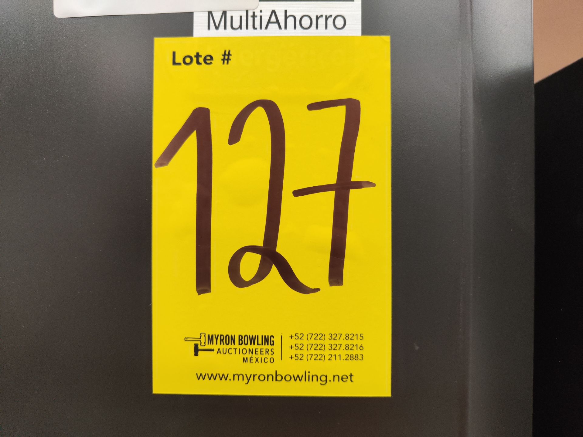 Lote de 2 Refrigeradores contine: 1 Refrigerador Marca Mabe, Modelo RME360FDMRD0, Serie 822933, Col - Image 6 of 6