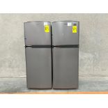 Lote de 2 Refrigeradores contiene: 1 Refrigerador Marca MABE, Modelo RME360PVMRM0, Serie 21969, Col