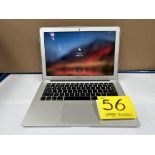 Laptop Macbook Air 2017, pantalla de 13", 8 GB de RAM, 128 GB de Almacenamiento Color GRIS, (Equipo