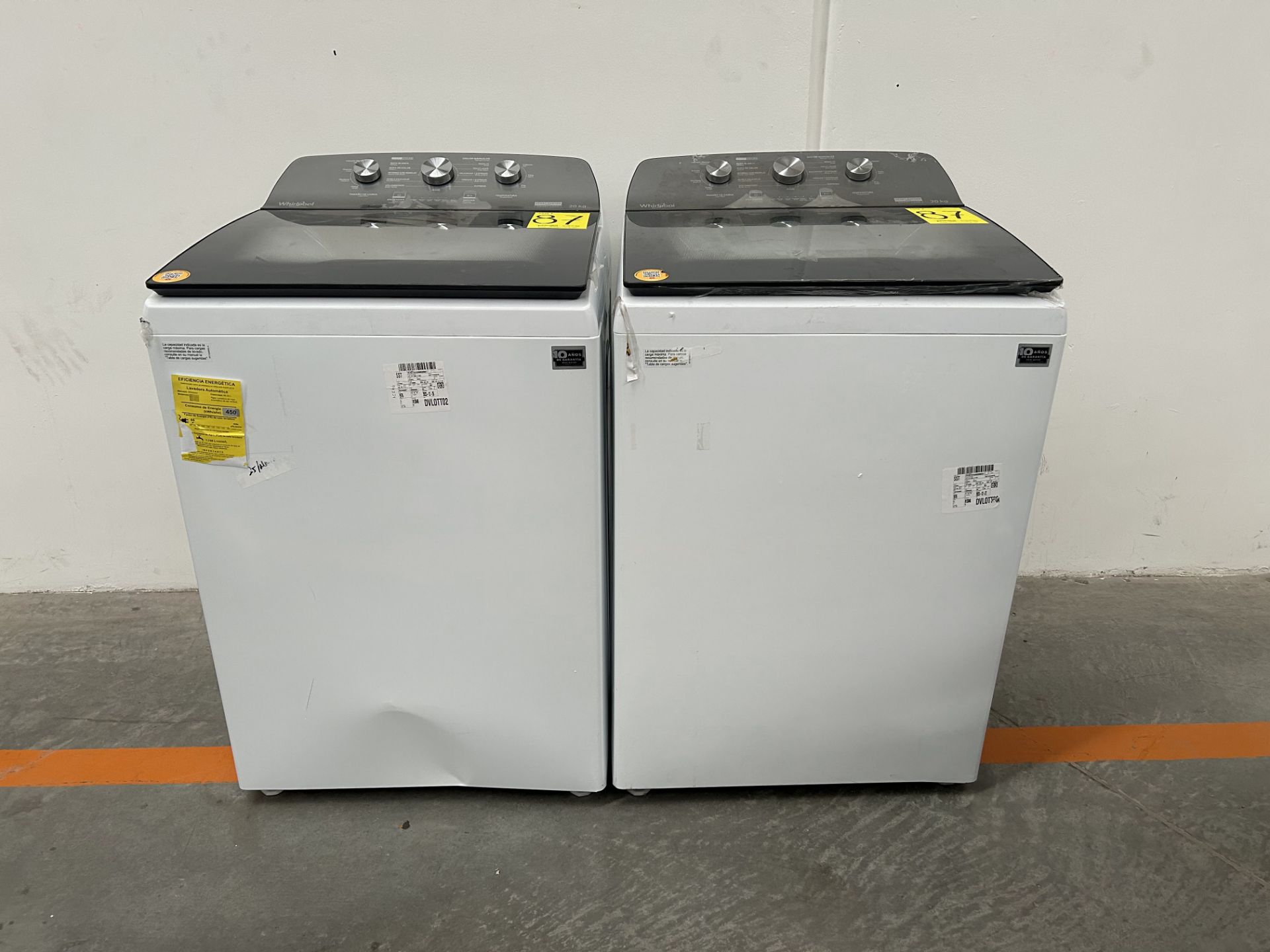 Lote de 2 lavadoras contiene: 1 Lavadora de 20 KG Marca WHIRPOOL, Modelo 8MWTW2024WPM0, Serie 83777