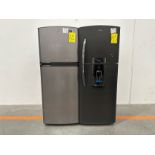 Lote de 2 Refrigeradores contiene: 1 Refrigerador con dispensador de agua Marca MABE, Modelo RME360