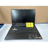 Laptop Marca ASUS, Modelo FA507, Serie 292917A, AMD Ryzen 16 Gb en RAM 1 TB en Almacenamiento, Colo