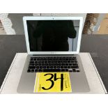 Computadora Apple MacBook Air 2017 Modelo A1466, Serie FVFD34QDJ1WK, Core i5, 8 Gb RAM, 128 SSD, Co