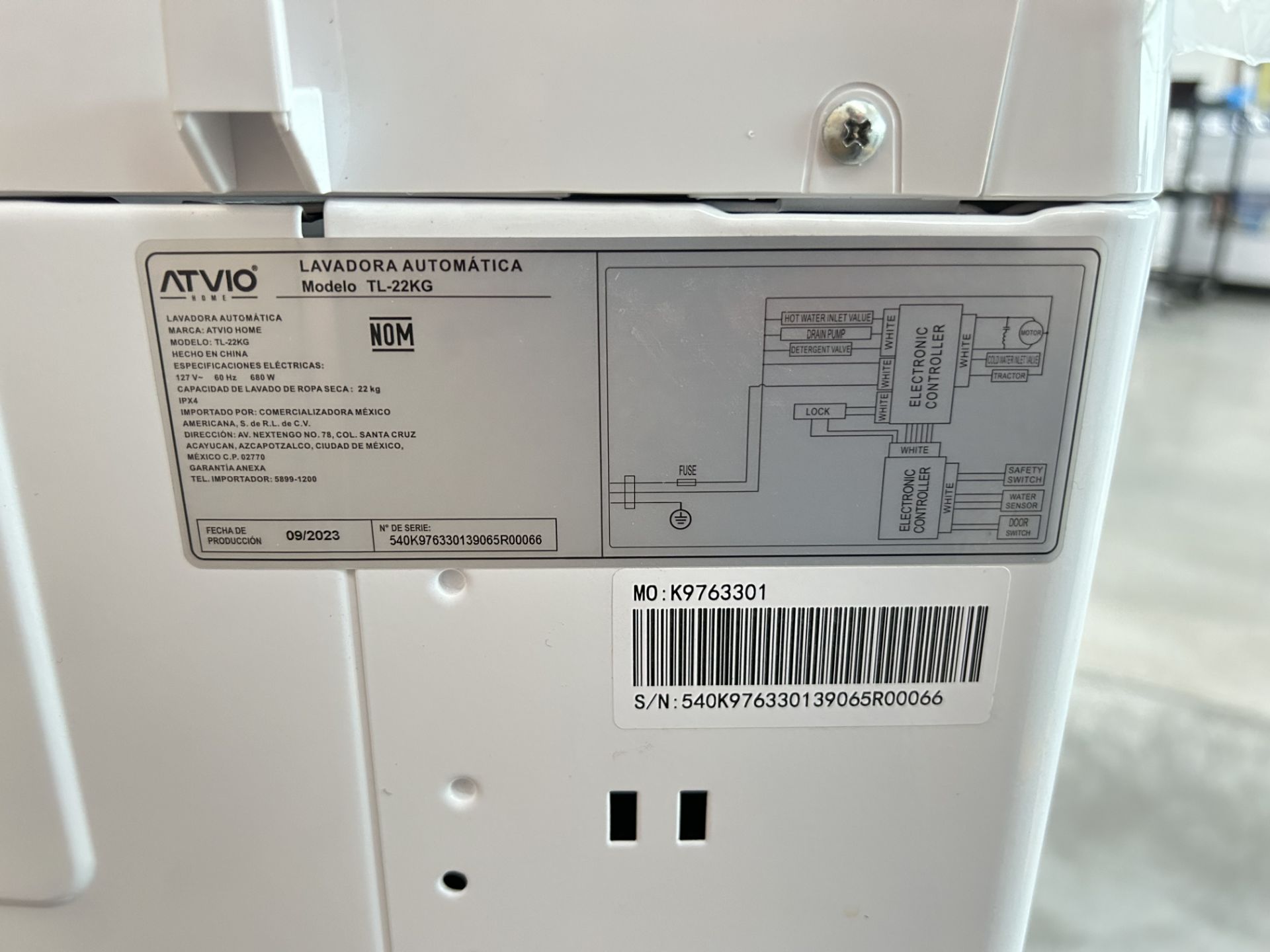 Lavadora de 22 Kg Marca ATVIO, Modelo TL22KG, Serie R00066, Color BLANCO (Equipo de devolución) - Image 6 of 8