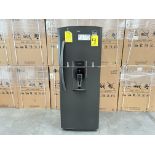 Refrigerador con dispensador de agua Marca MABE, Modelo RME360FDMRD0, Serie 803708, Color GRIS (Equ