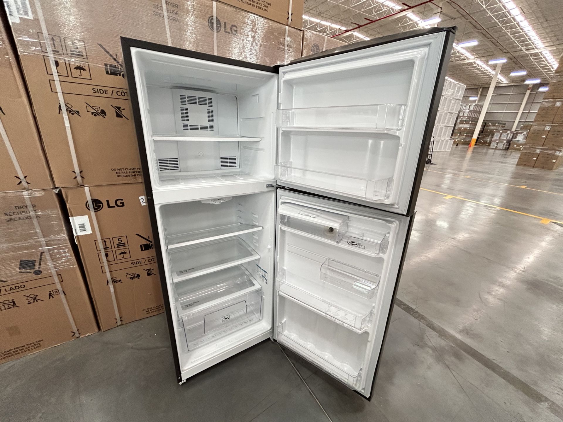 Refrigerador con dispensador de agua Marca MABE, Modelo RME360FDMRD0, Serie 817099, Color GRIS (Equ - Image 4 of 7