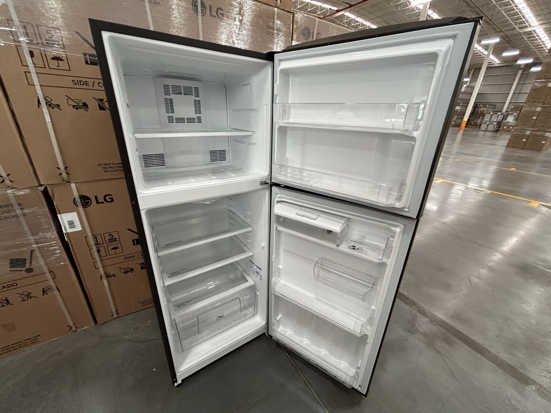 Refrigerador con dispensador de agua Marca MABE, Modelo RME360FDMRD0, Serie 814861, Color GRIS (Equ - Image 4 of 7