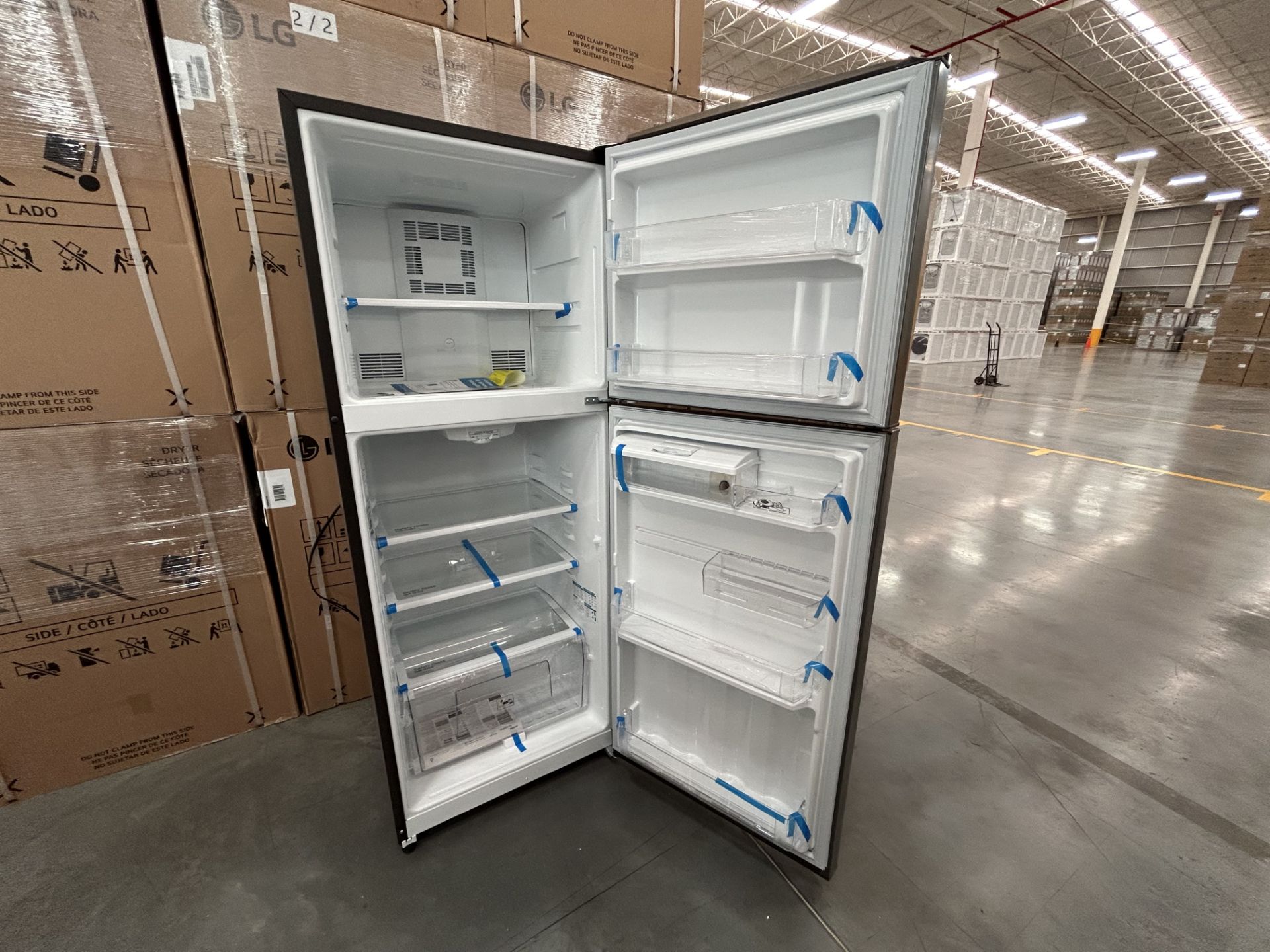 Refrigerador con dispensador de agua Marca MABE, Modelo RME360FDMRD0, Serie 801684, Color GRIS (Equ - Image 4 of 7