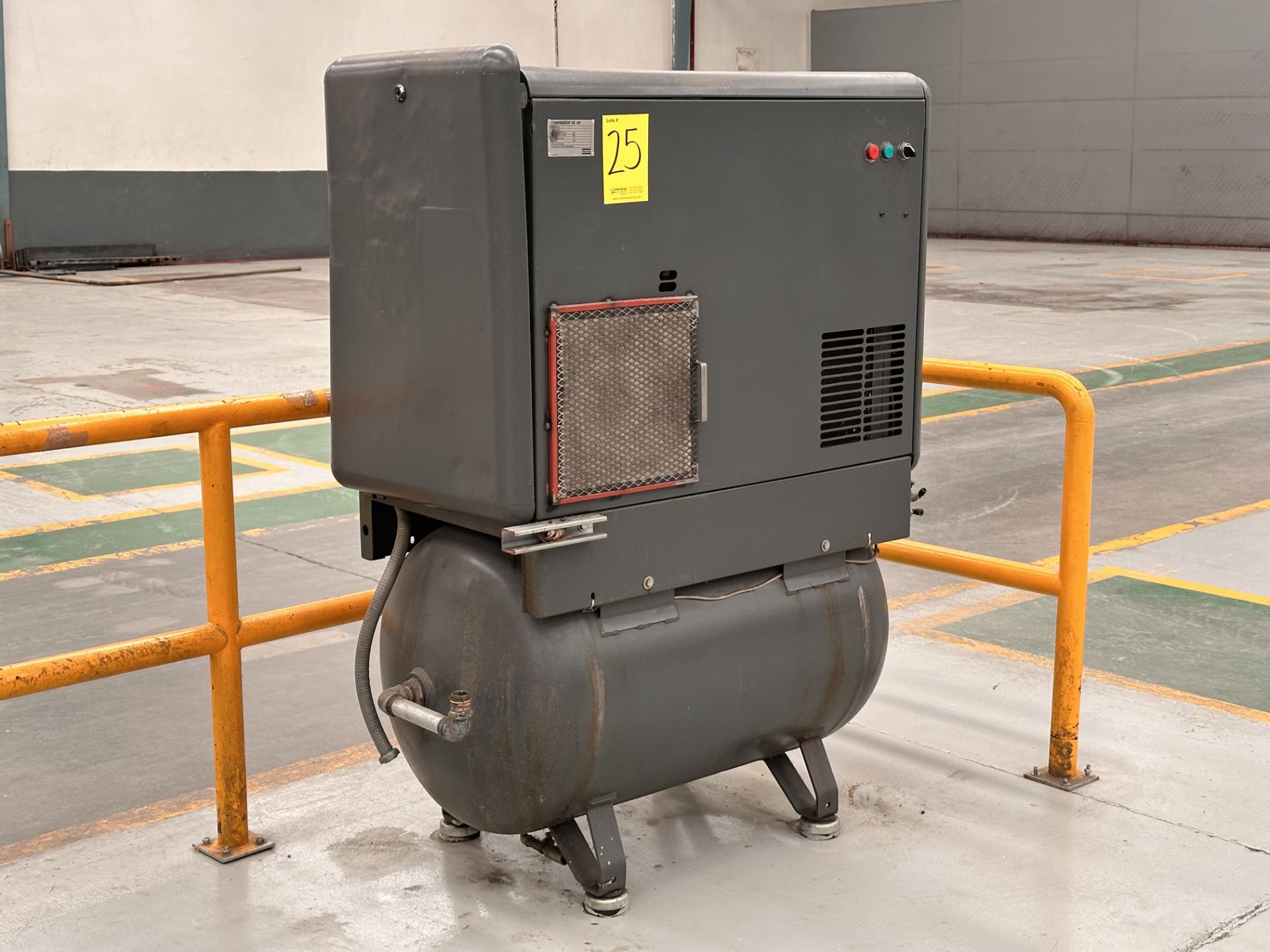 Atlas Copco Air Compressor, Model GX 11-125FF, Serial No. 501421, Year 2003, 380V, Maximum pressure - Image 3 of 8