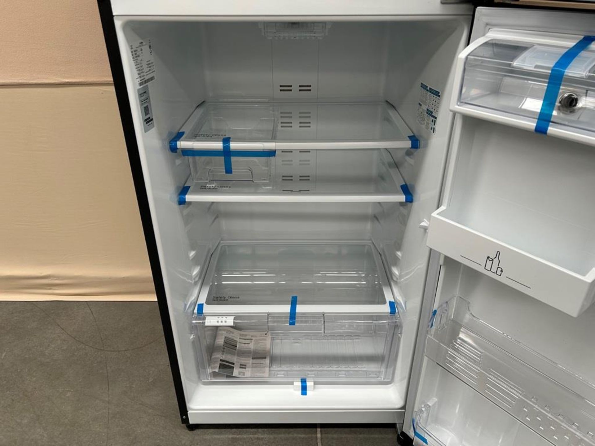 Refrigerador con dispensador de agua Marca MABE, Modelo RMS510IAMRPA, Serie 12306, Color NEGRO ( Eq - Image 6 of 7