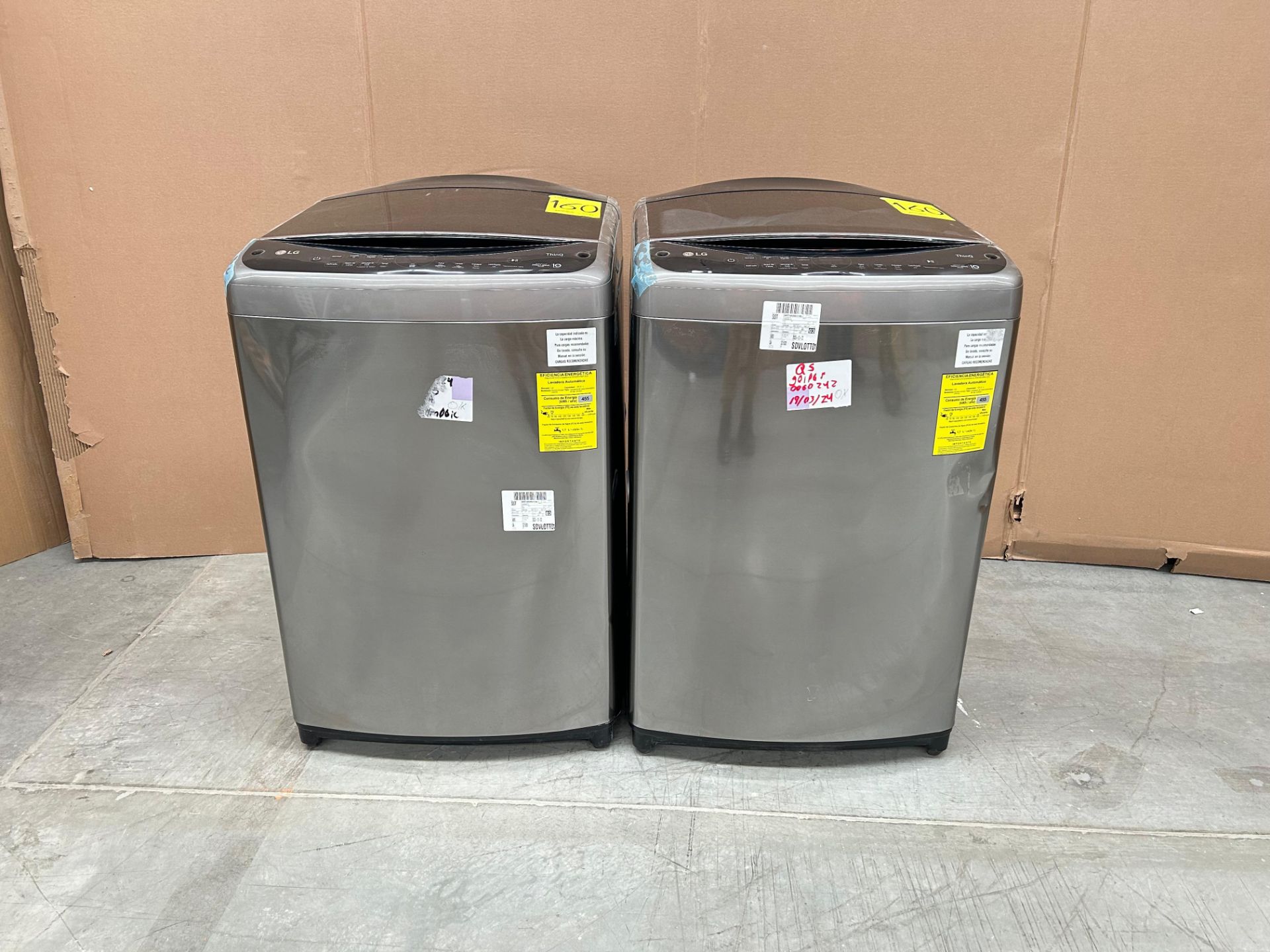 Lote de 2 lavadoras contiene: 1 Lavadora de 21 KG Marca LG, Modelo WT21VV6, Serie 2W599, Color GRIS