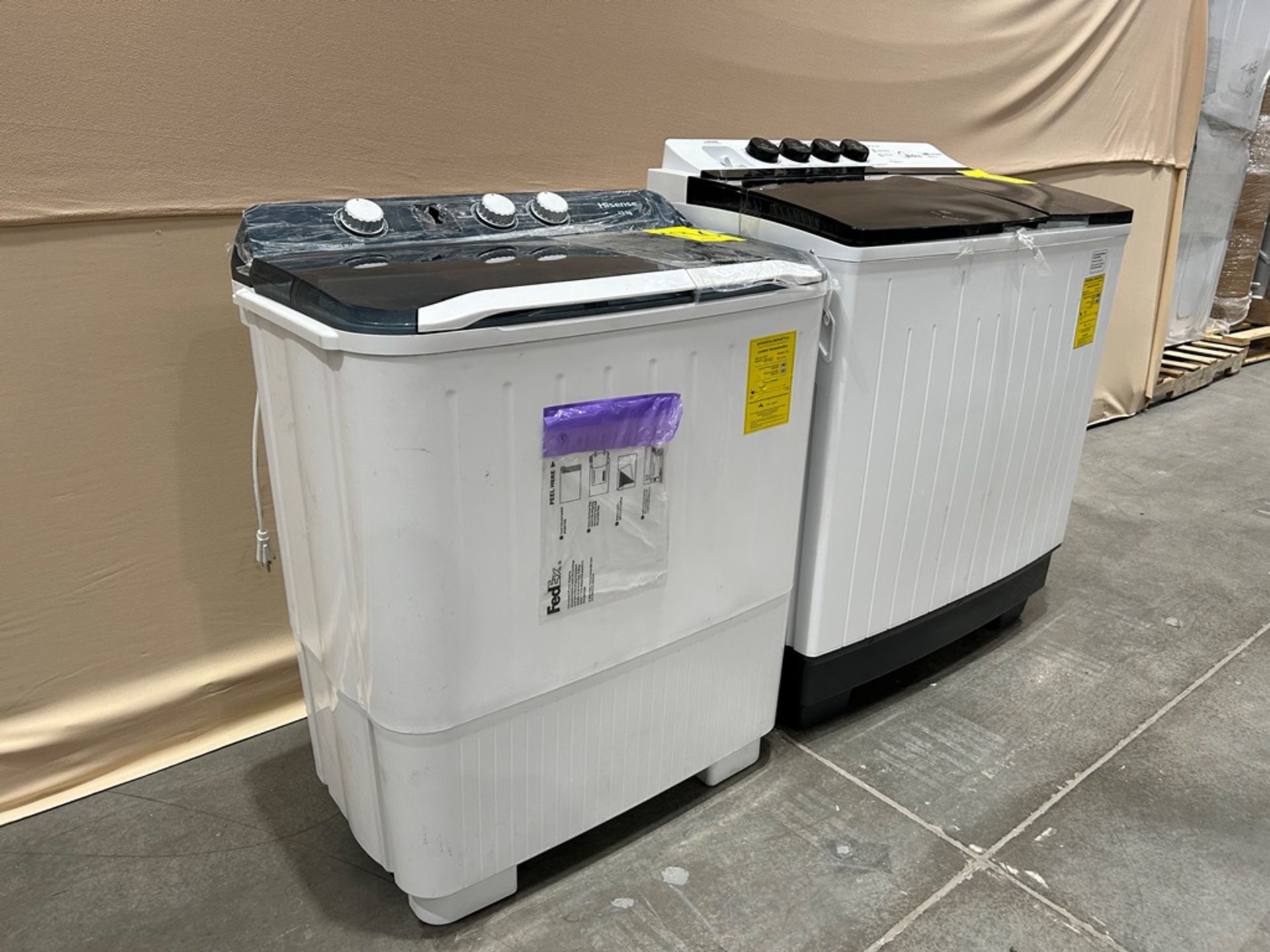 Lote de 2 lavadoras contiene: 1 Lavadora de 19 KG Marca MIDEA, Modelo MT100W190, Serie 01241, Color - Image 3 of 6