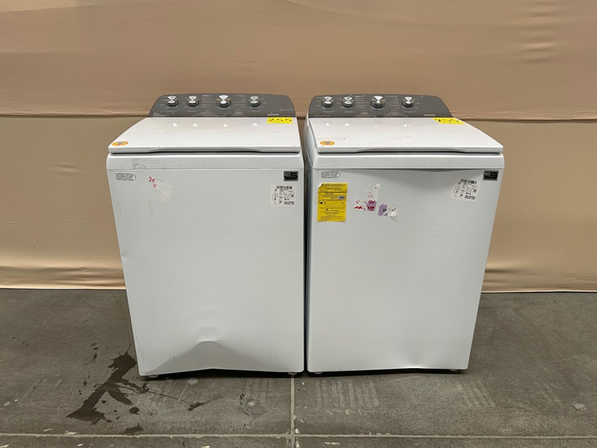 Lote de 2 lavadoras contiene: 1 Lavadora de 22 KG Marca WHIRPOOL, Modelo 8MWTW2224MPM0, Serie 43359