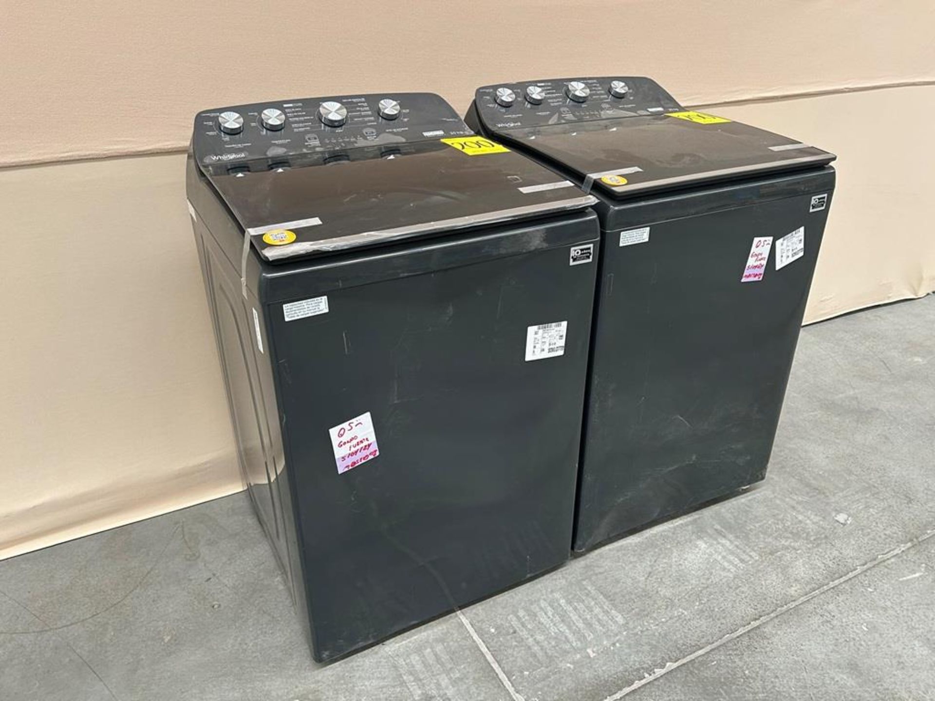 Lote de 2 lavadoras contiene: 1 Lavadora de 20 KG Marca WHIRPOOL, Modelo 8MWTW2024WLG0, Serie 97909 - Image 3 of 6