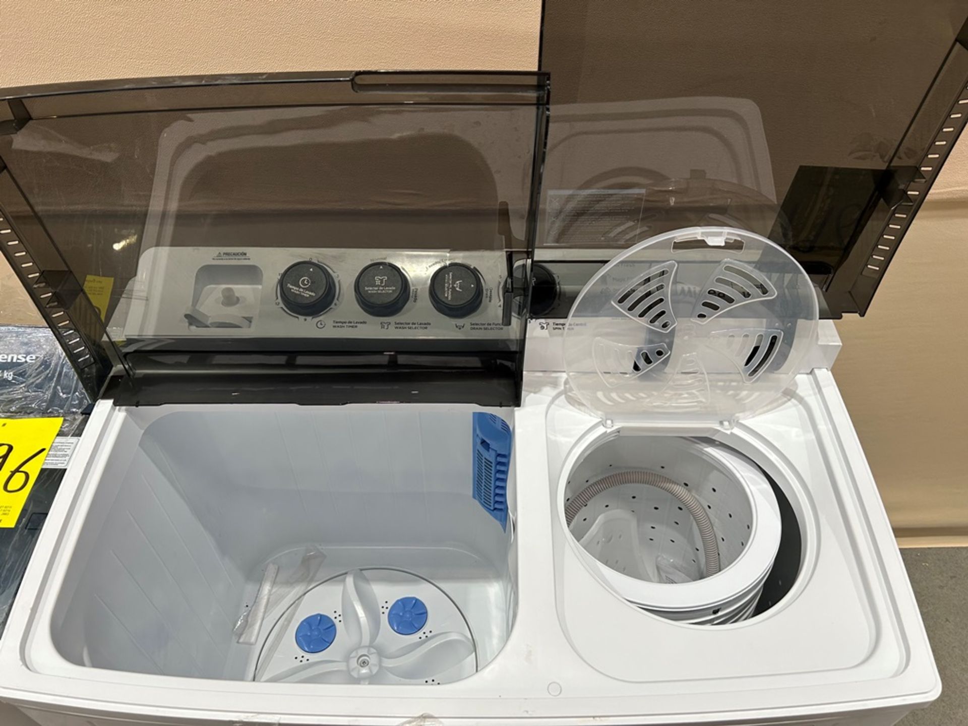Lote de 2 lavadoras contiene: 1 Lavadora de 19 KG Marca MIDEA, Modelo MT100W190, Serie 01241, Color - Image 5 of 6