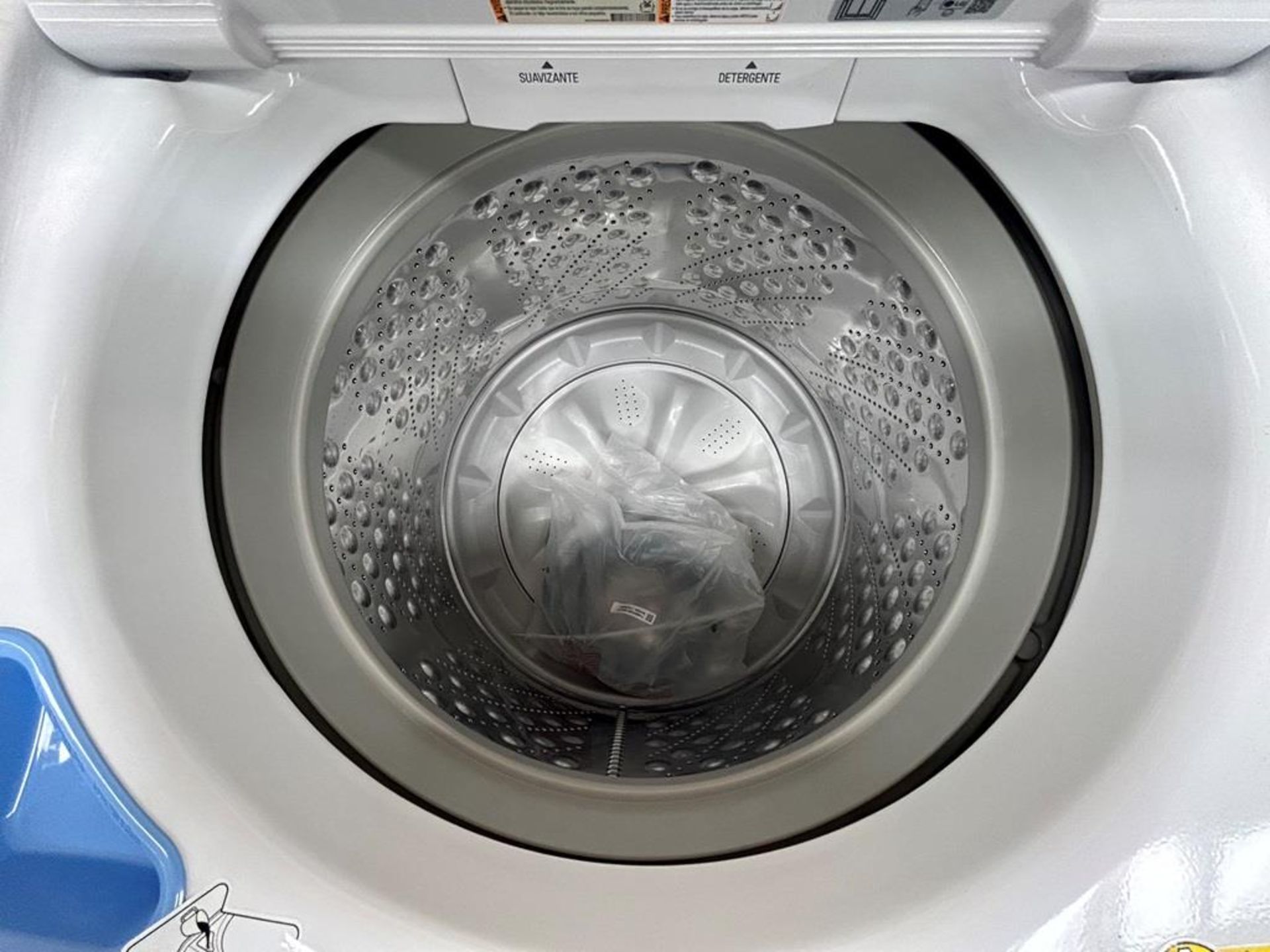 Lote de 2 lavadoras contiene: 1 Lavadora de 22 KG Marca LG, Modelo WT22WT6HK, Serie 37591, Color BL - Image 5 of 6