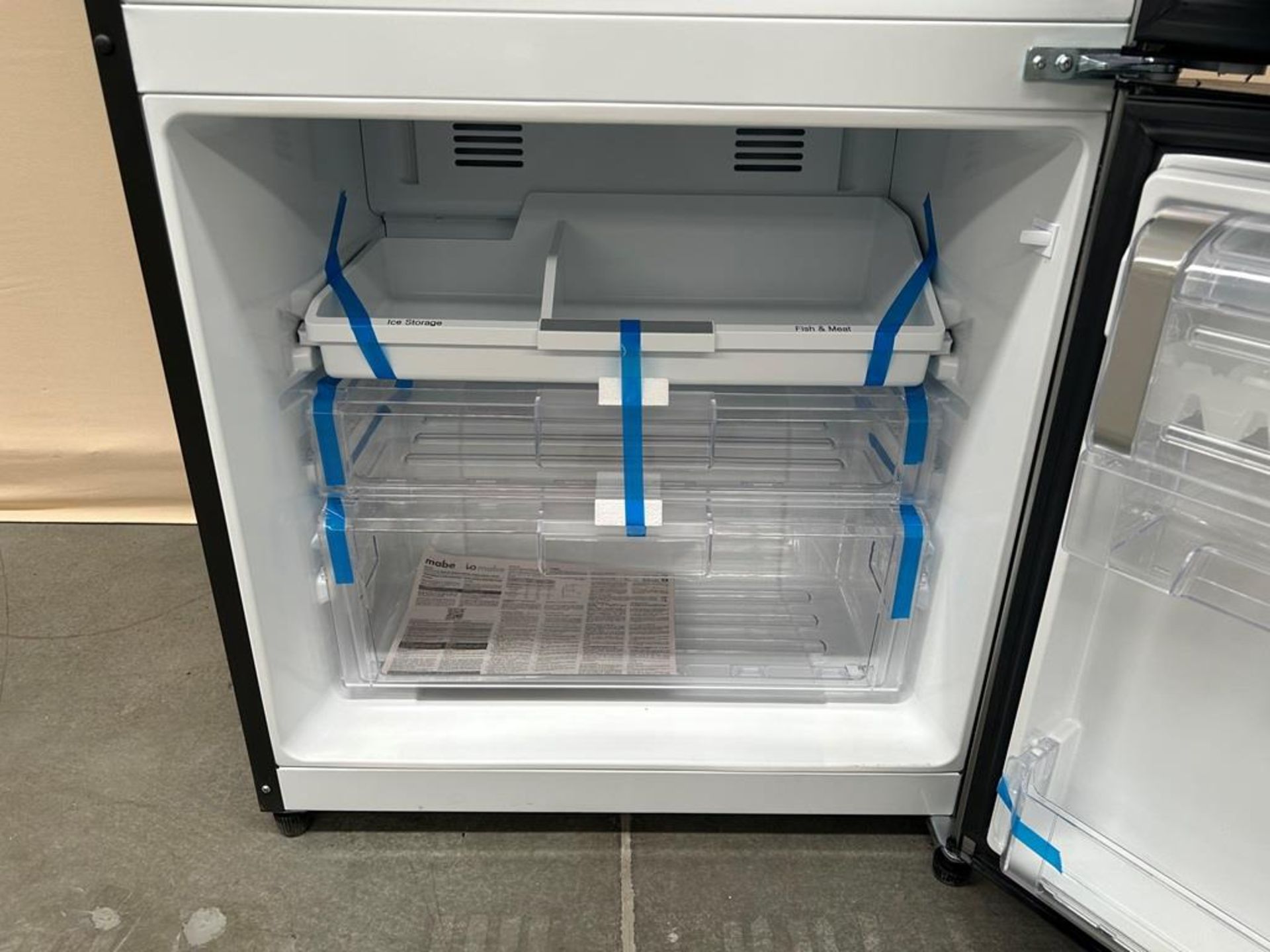 Refrigerador con dispensador de agua Marca MABE, Modelo RMB520IBMRX1, Serie 13353, Color GRIS ( Equ - Image 6 of 7