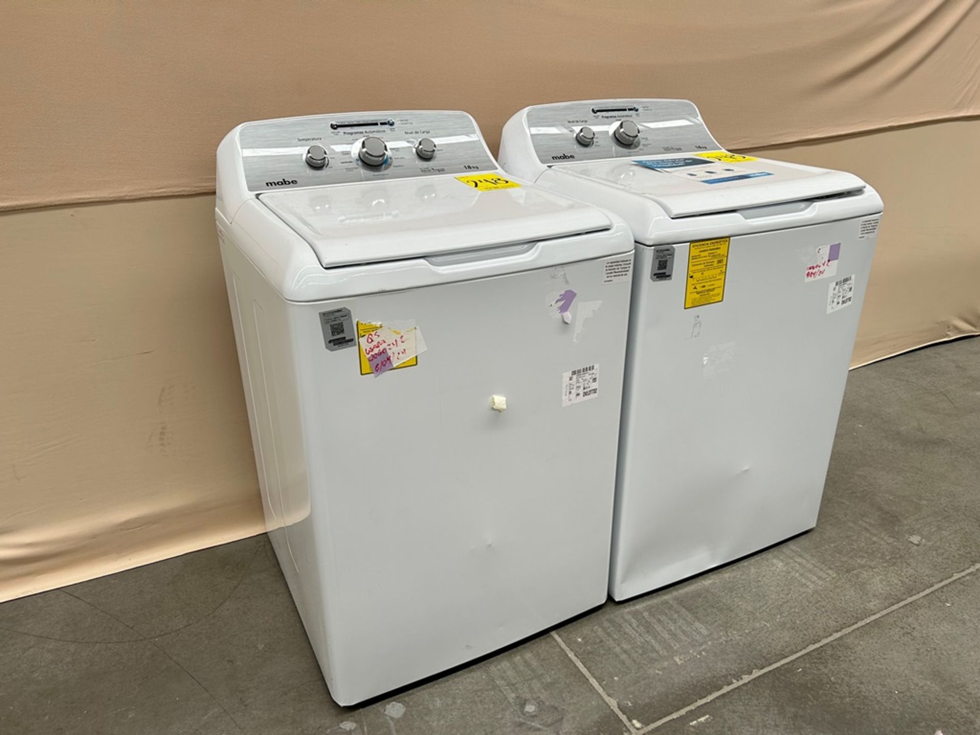 Lote de 2 lavadoras contiene: 1 Lavadora de 18 KG Marca MABE, Modelo LMA78113CBAB01, Serie S91112, - Image 2 of 6