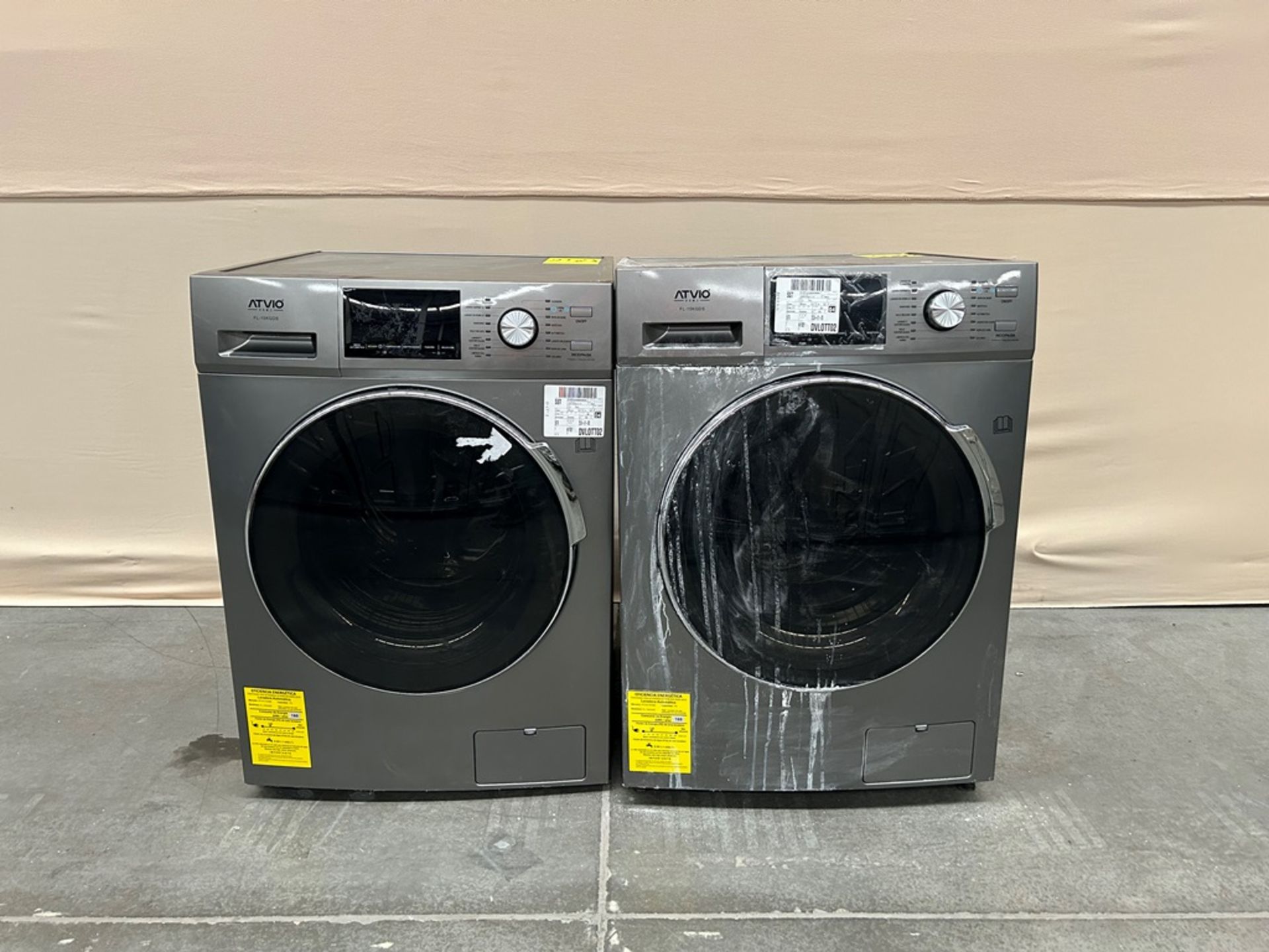 Lote de 2 lavadoras contiene: 1 Lavadora de 15 KG Marca ATVIO, Modelo FL15KGDS, Serie 00077, Color