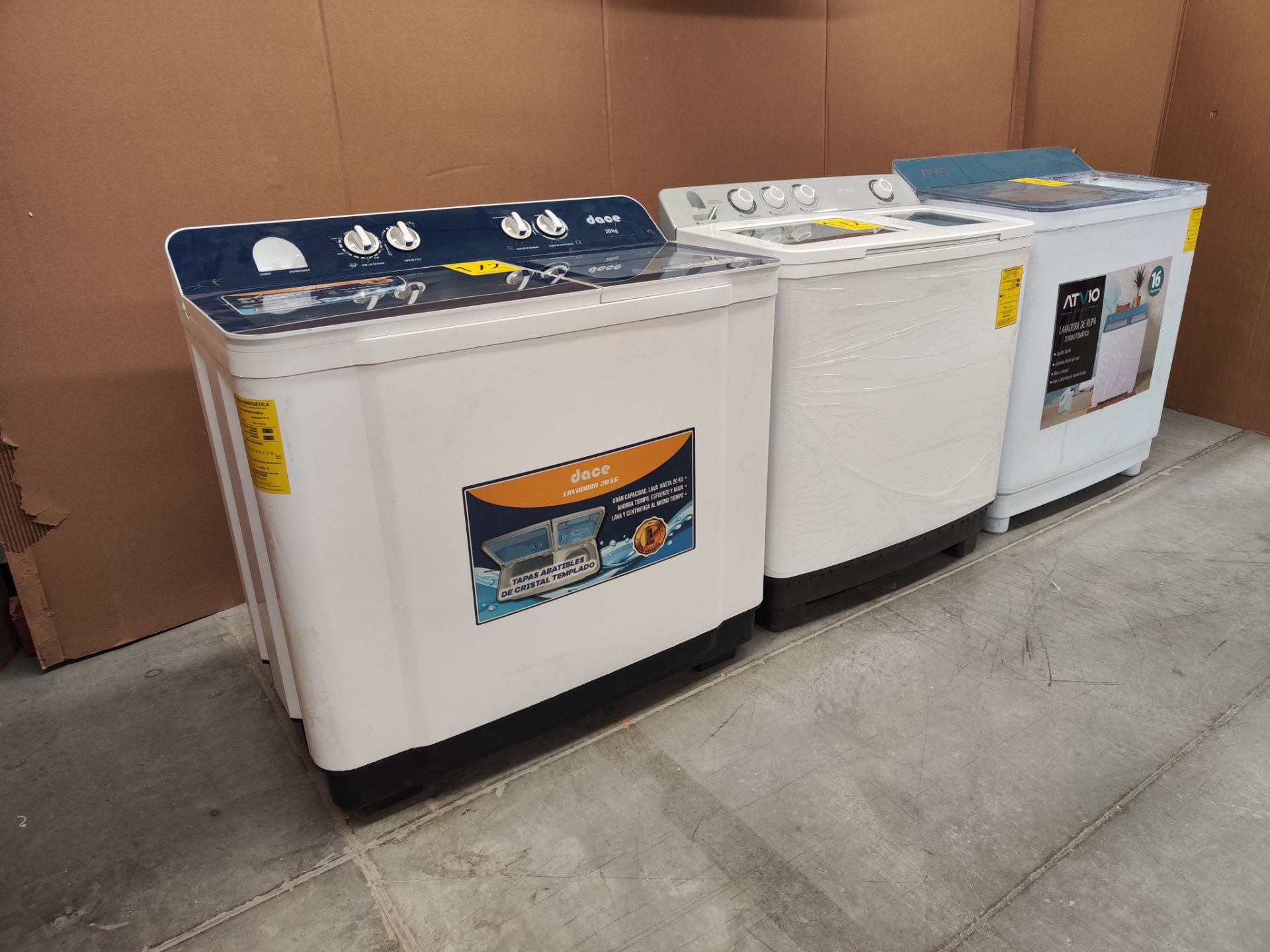 Lote de 3 lavadoras contiene: 1 lavadora de 20 KG marca DACE, Modelo LS2002C, Serie 08569, Color BL - Image 4 of 9