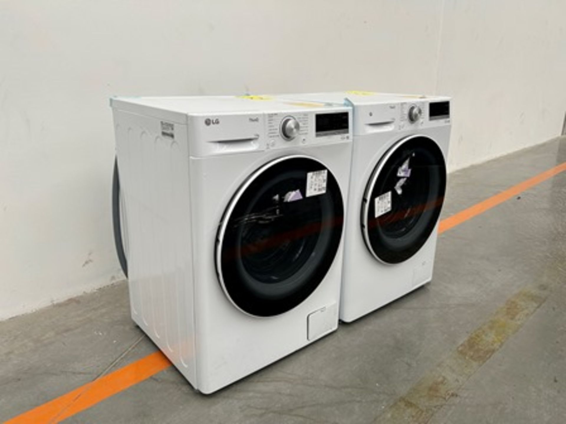Lote de 2 lavadoras contiene: 1 Lavadora de 12 KG Marca LG, Modelo WM12WVC4S6, Serie 53874, Color B - Image 3 of 8
