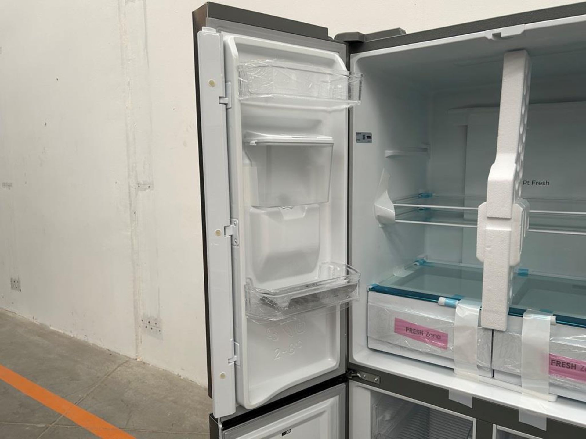 Refrigerador con dispensador de Agua Marca MABE, Modelo MTM482SENSSS0, Serie MA0225, Color GRIS (Eq - Image 7 of 11