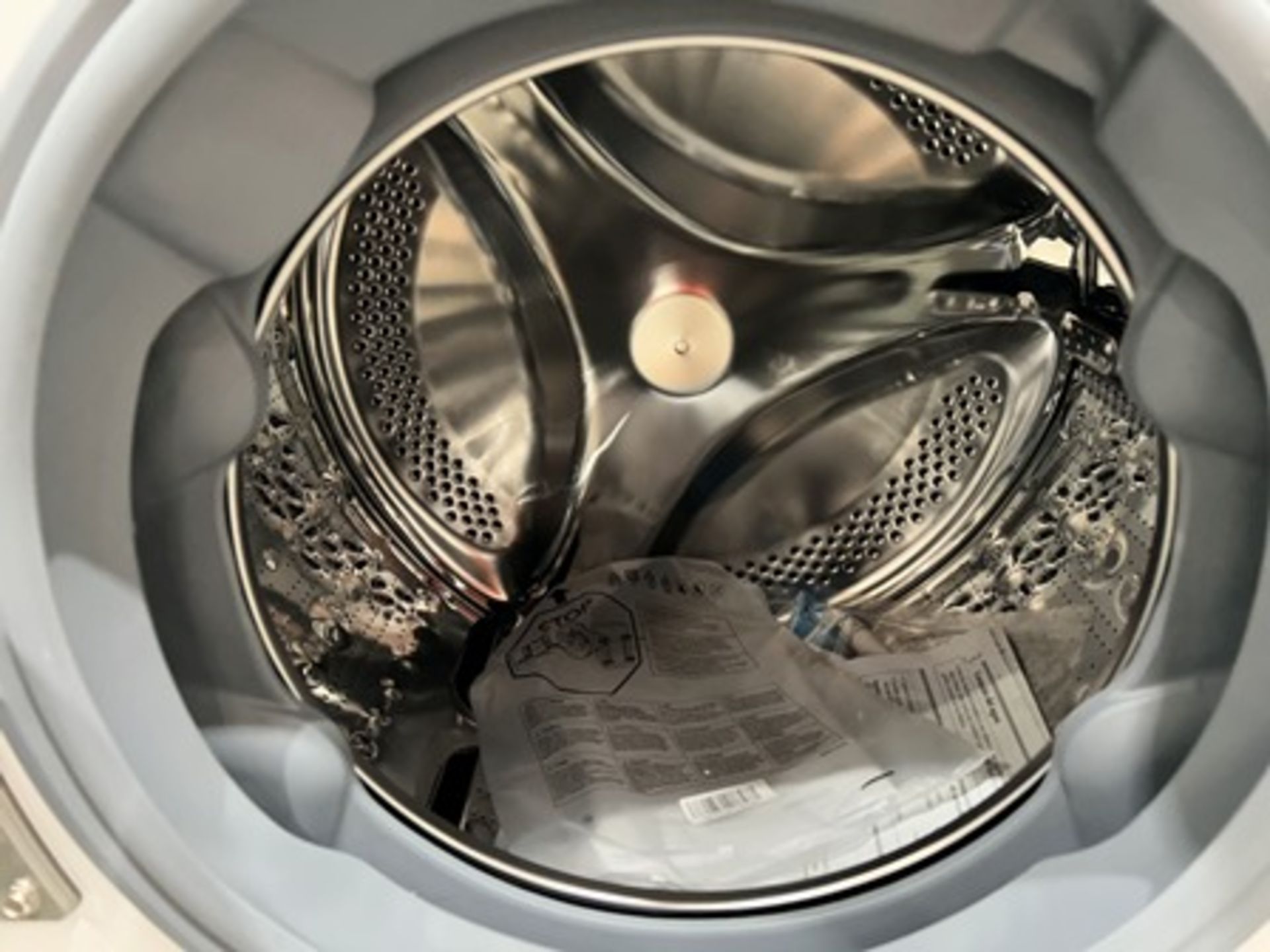 Lote de 2 lavadoras contiene: 1 Lavadora de 12 KG Marca LG, Modelo WM12WVC4S6, Serie 53846, Color B - Image 5 of 8