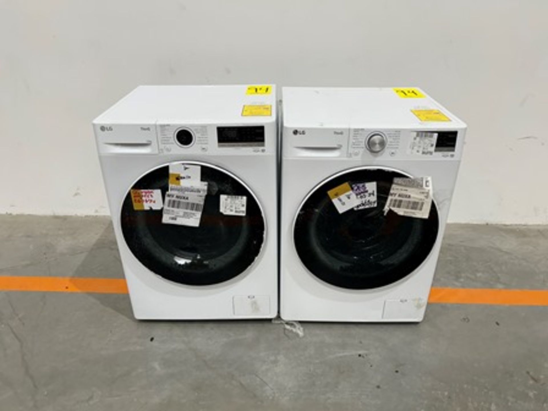 Lote de 2 lavadoras contiene: 1 Lavadora de 12 KG Marca LG, Modelo WM12WVC4S6, Serie 53846, Color B