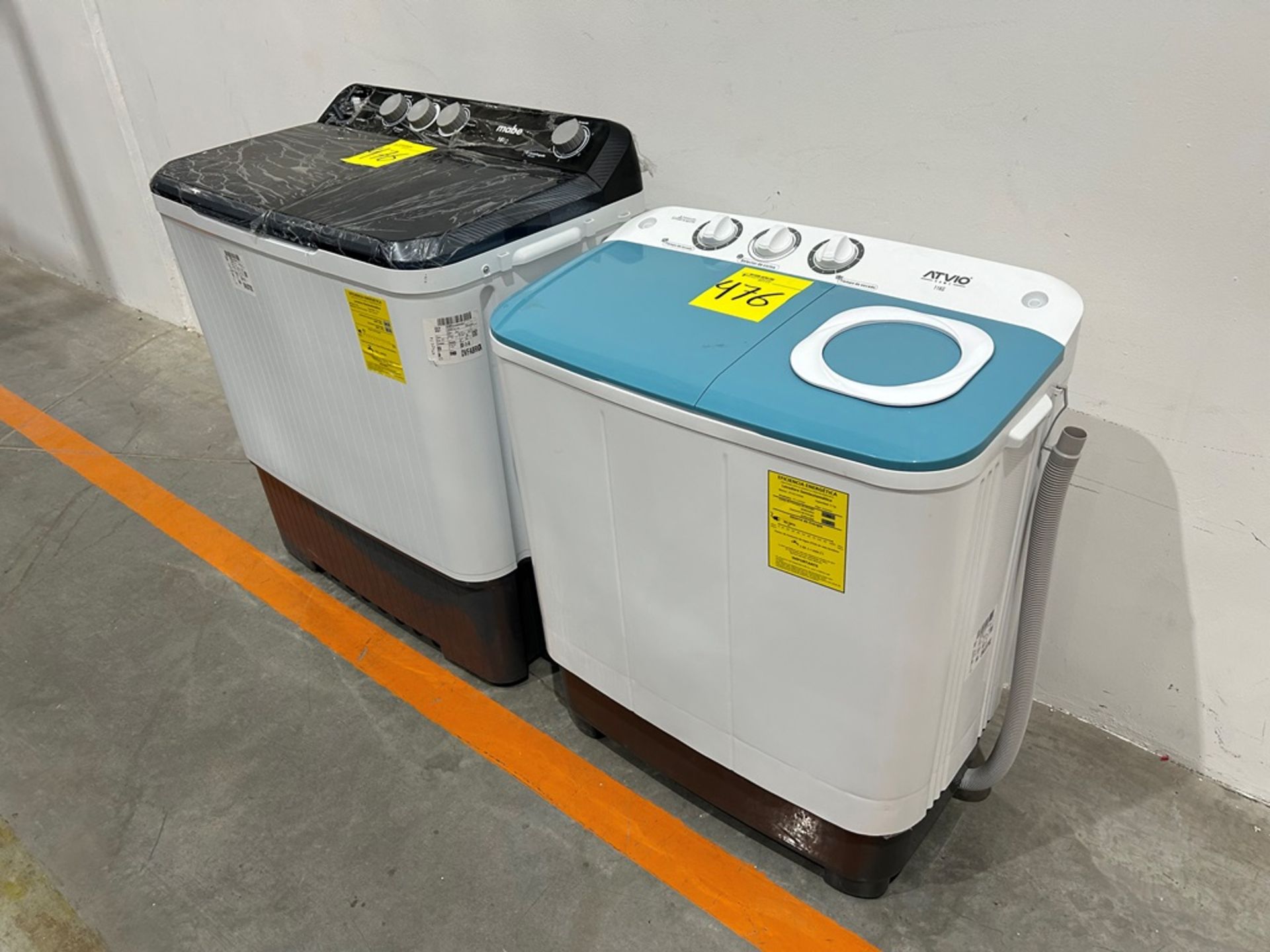 Lote de 2 lavadoras contiene: 1 Lavadora de 18 KG Marca MABE, Modelo LMA78113CBAB01, Serie MS1659, - Image 3 of 12