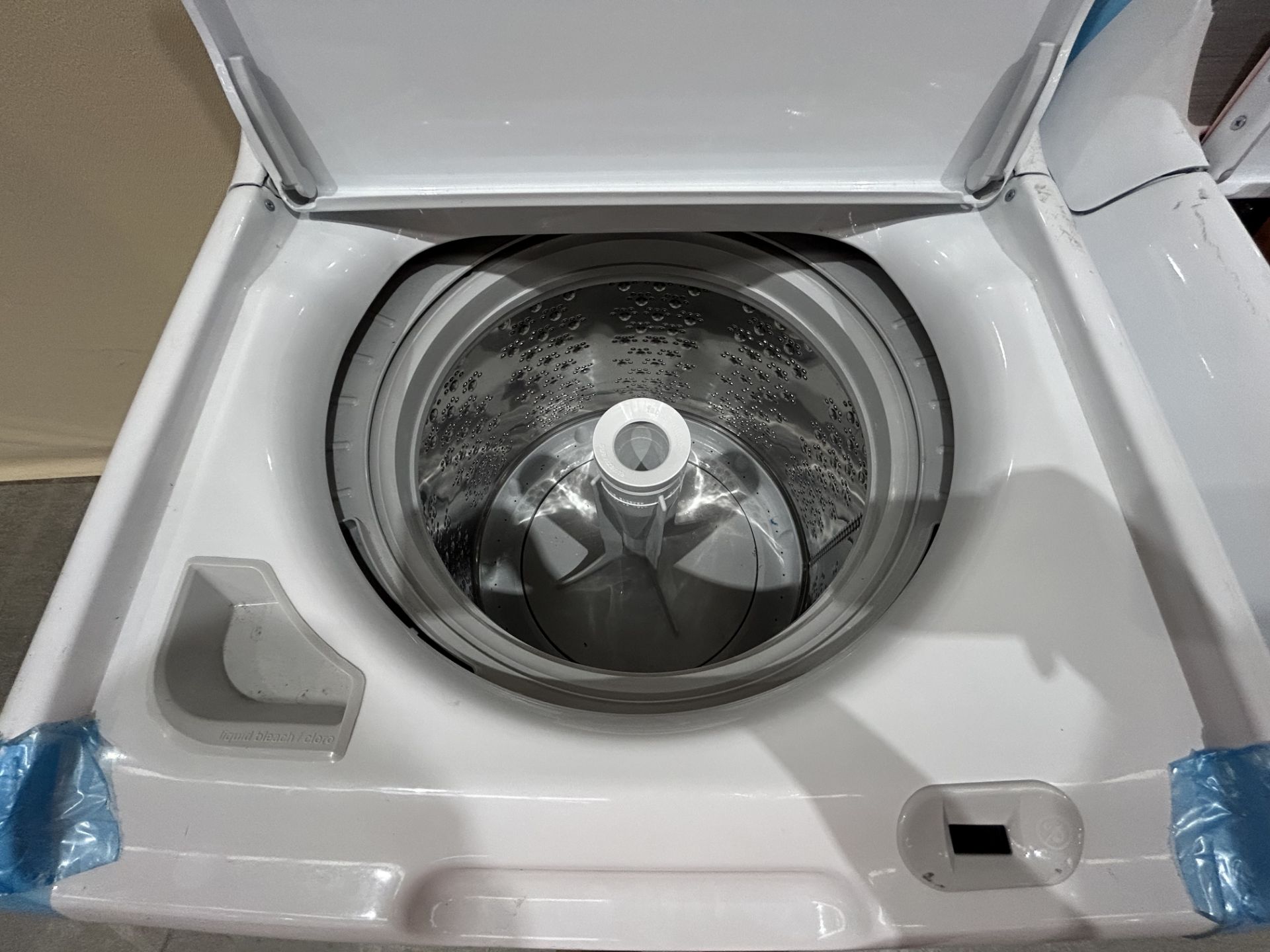 Lote de 2 lavadoras contiene: 1 Lavadora de 16 KG Marca MABE, Modelo LMA76112CBAB02, Serie S66192, - Image 4 of 8