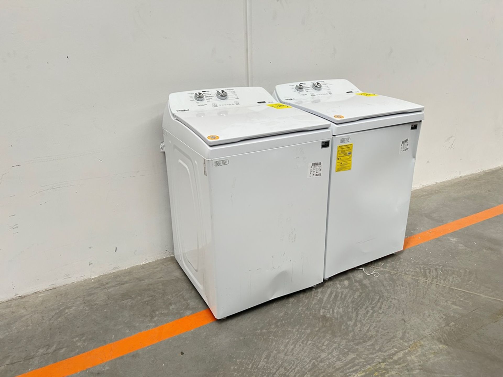 Lote de 2 lavadoras contiene: 1 Lavadora de 16 KG Marca WHIRPOOL, Modelo 8MWTW1612MJQ1, Serie 96973 - Image 2 of 11
