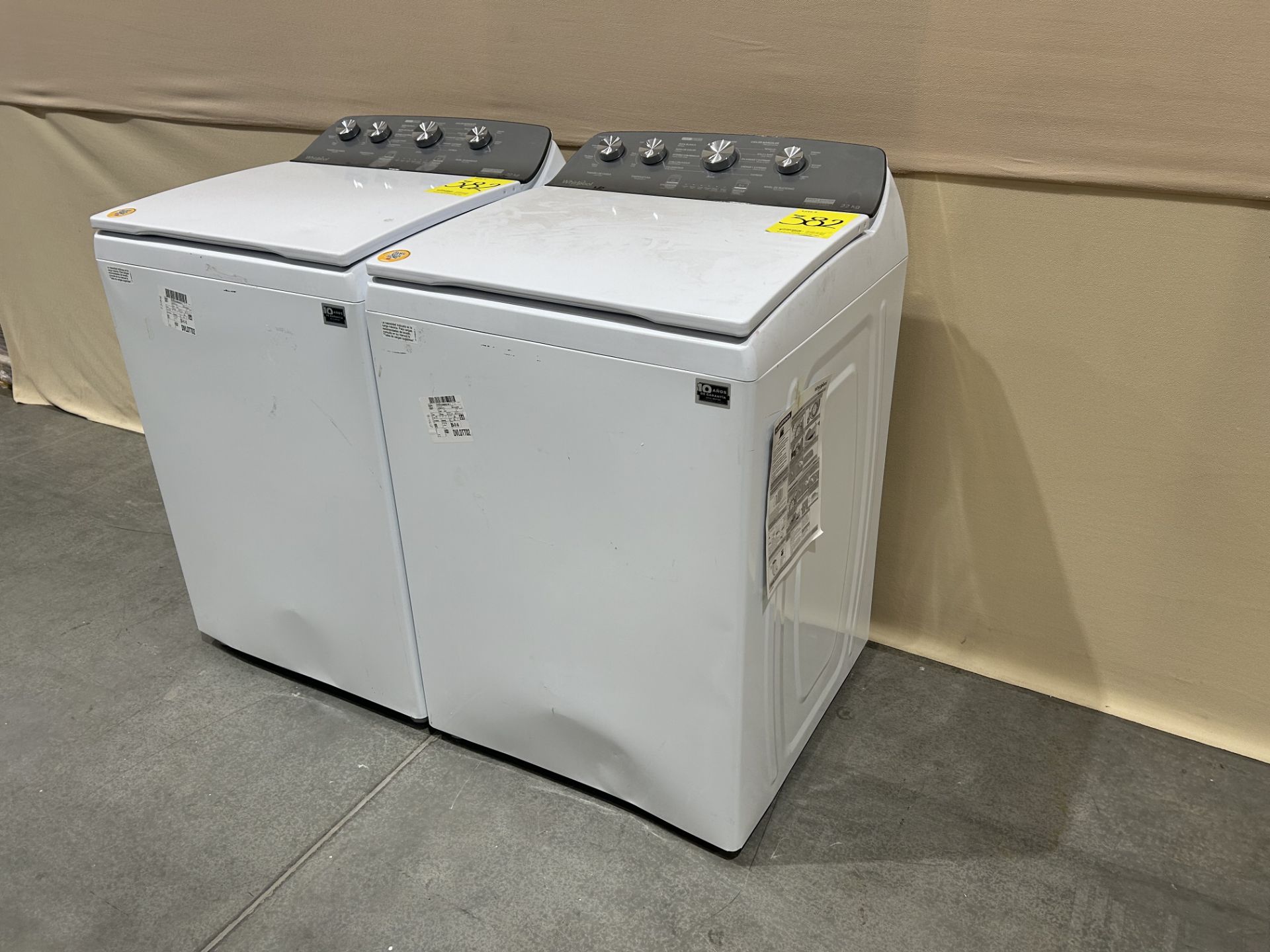 Lote de 2 lavadoras contiene: 1 Lavadora de 22 KG Marca WHIRPOOL, Modelo 8MWTW2224MPM0, Serie 67038 - Image 3 of 6