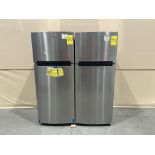 Lote de 2 refrigeradores contiene: 1 refrigerador Marca WHIRLPOOL, Modelo WT1818A, Serie 535500, Co