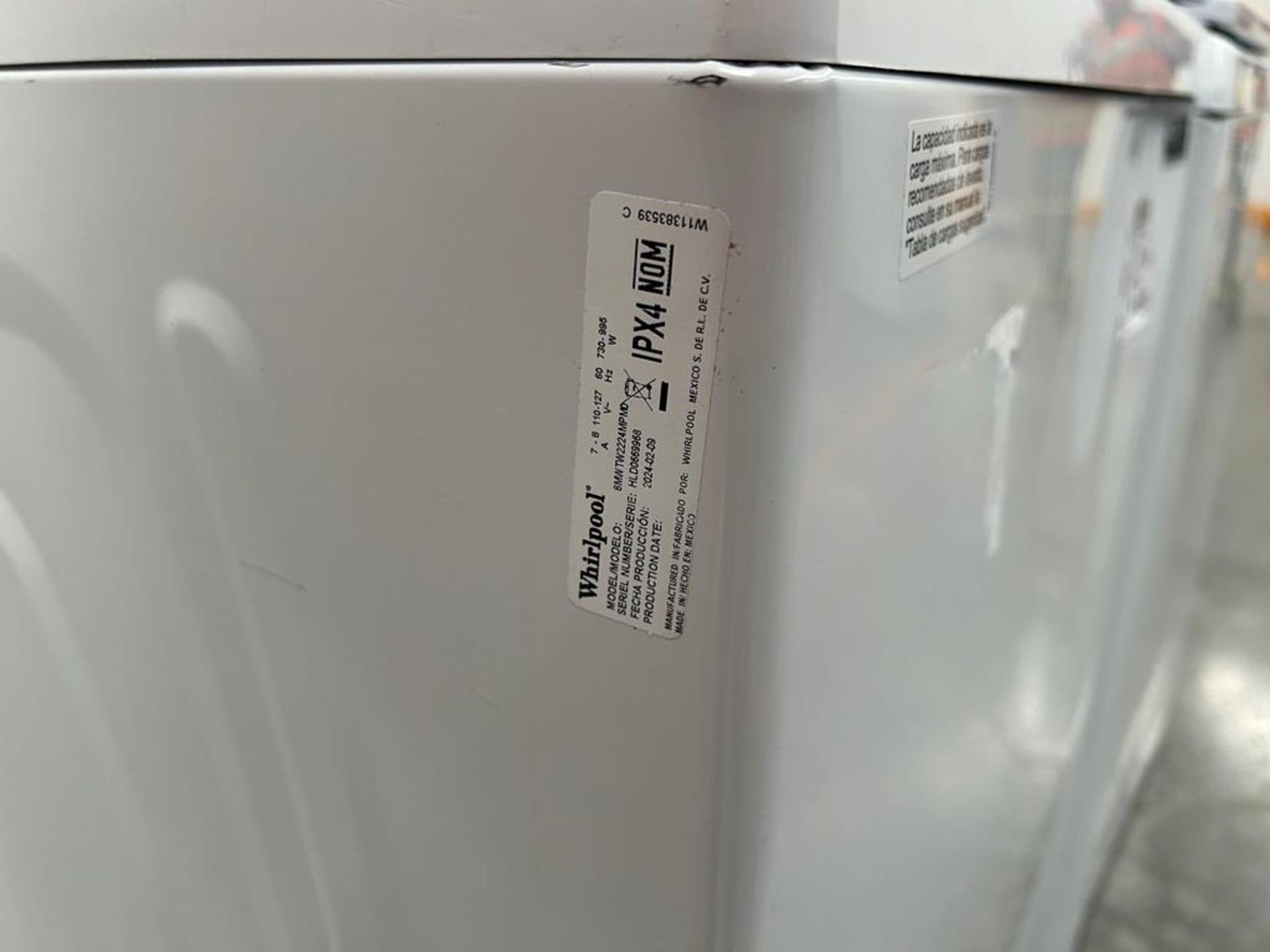 Lote de 2 lavadoras contiene: 1 Lavadora de 22 KG Marca WHIRPOOL, Modelo 8MWTW2224MPM0, Serie 66996 - Image 7 of 11