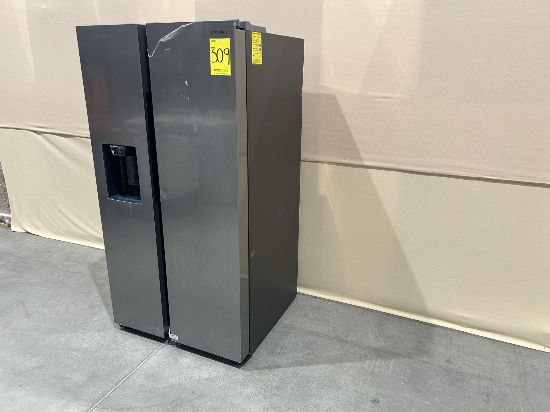 Refrigerador con dispensador de agua Marca SAMSUNG, Modelo RS27T5200S9, Serie 00143H, Color GRIS (E - Image 2 of 5