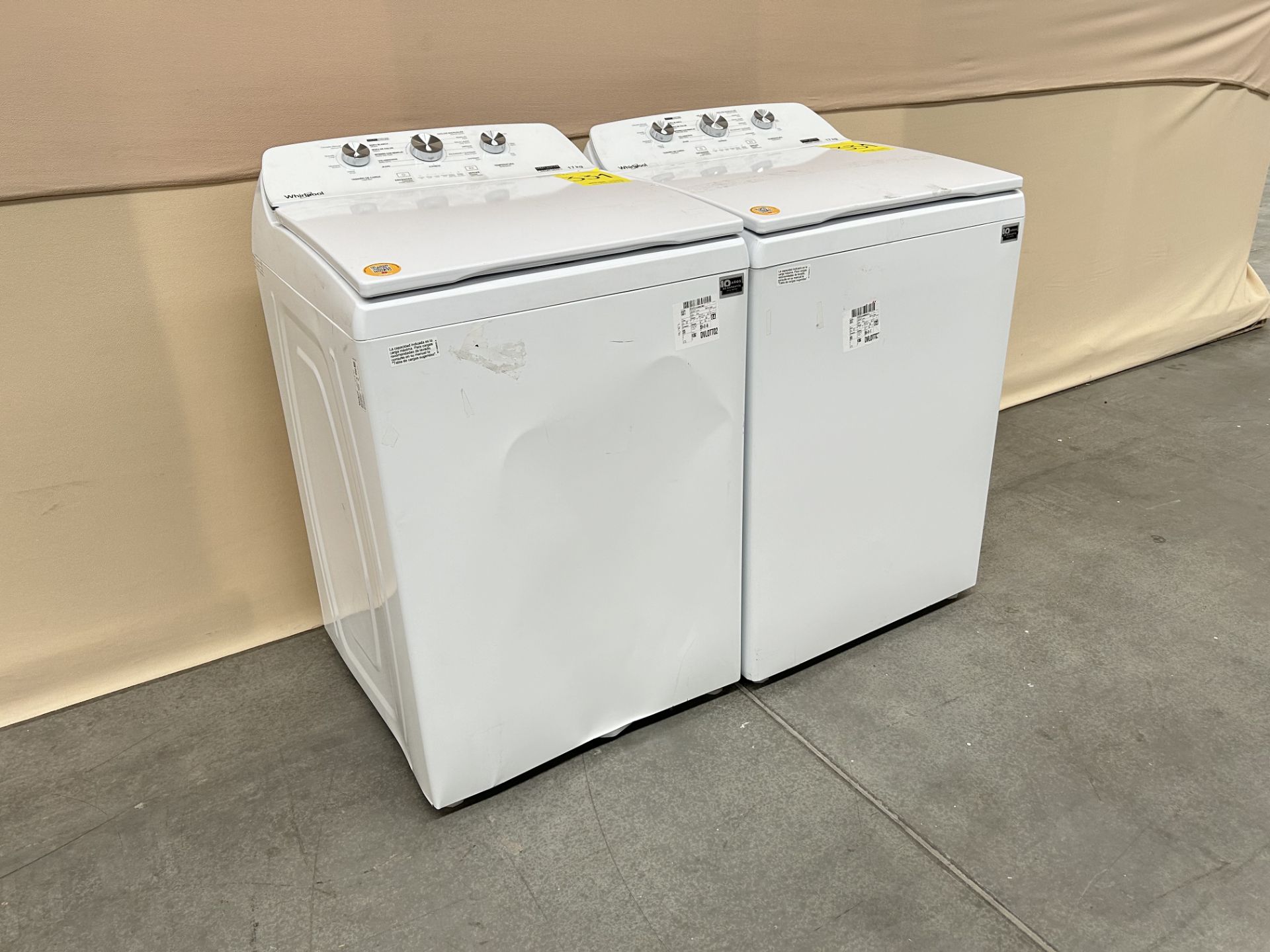 Lote de 2 lavadoras contiene: 1 Lavadora de 17 KG Marca WHIRPOOL, Modelo 8MWTW1713MJQ1, Serie 21286 - Image 3 of 5