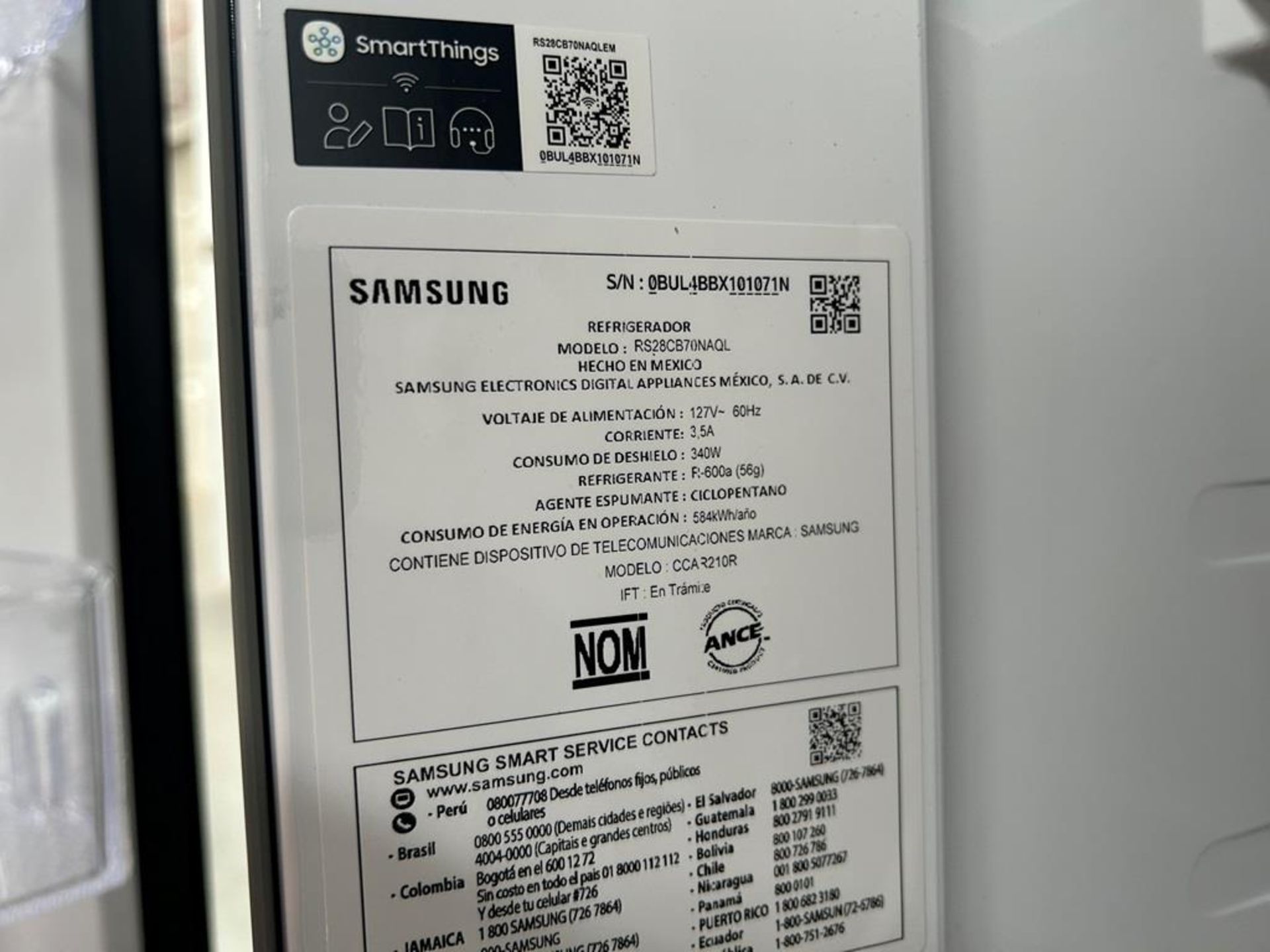 (NUEVO) Refrigerador Marca SAMSUNG, Modelo RS28CB70NAQL, Serie 1071N, Color GRIS - Image 7 of 9