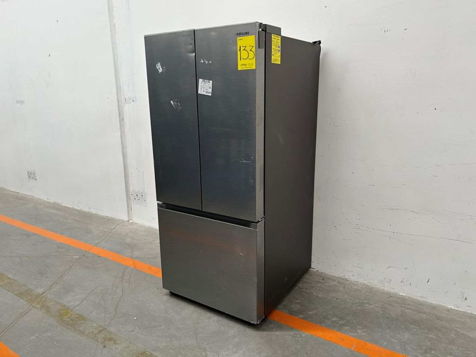 (NUEVO) Refrigerador Marca SAMSUNG, Modelo RF22A4010S9, Serie 400509W, Color GRIS (golpe ligero fro - Image 3 of 12