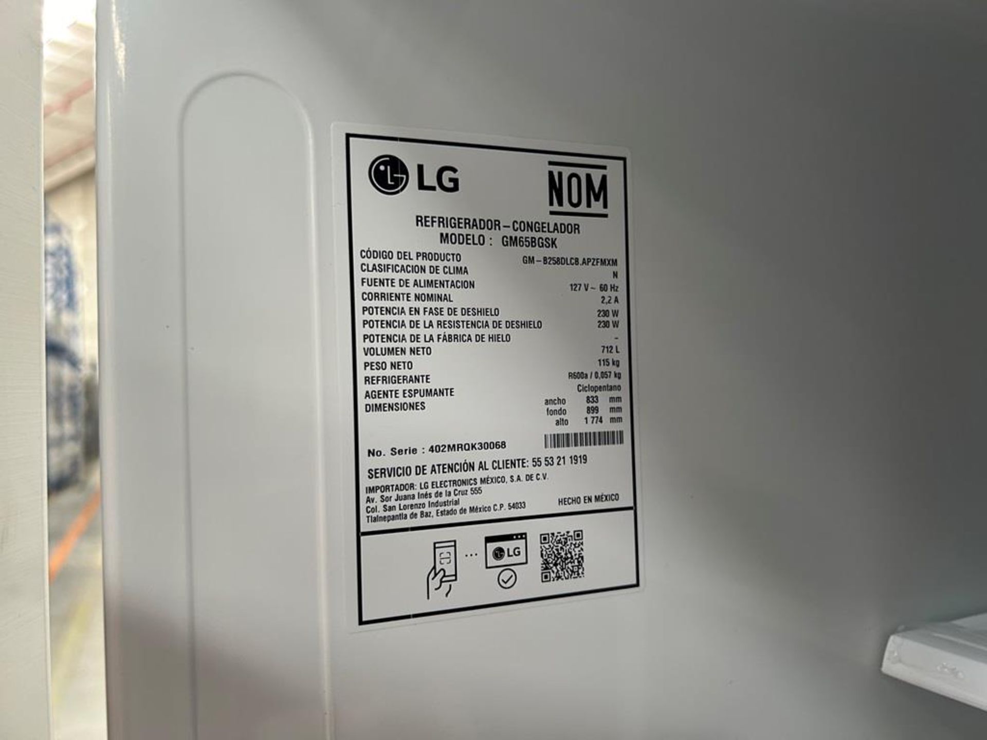 (NUEVO) Refrigerador Marca LG, Modelo GM65BGSK, Serie K30068, Color GRIS - Image 9 of 11
