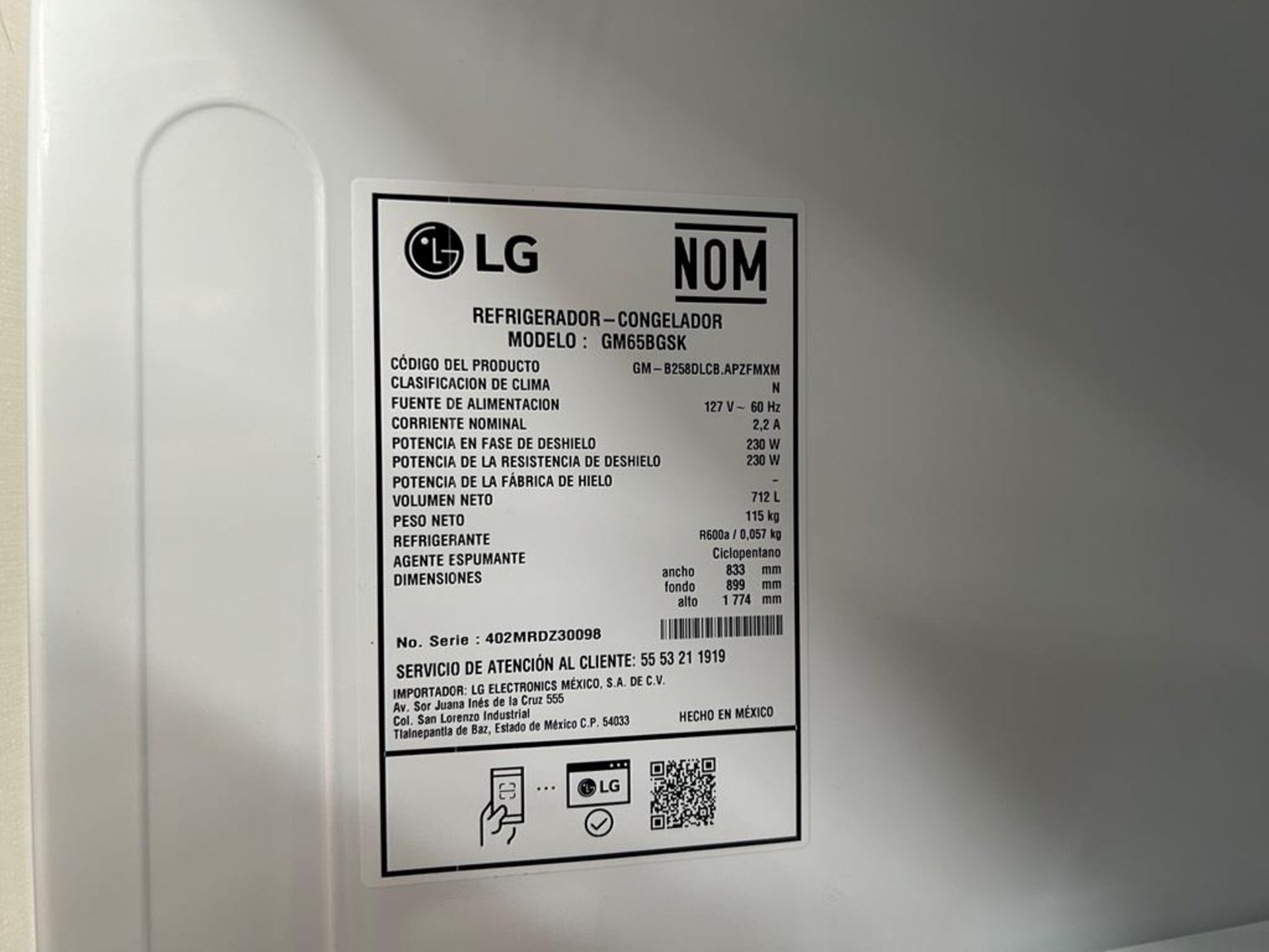 (NUEVO) Refrigerador Marca LG, Modelo GM65BGSK, Serie Z30098, Color GRIS - Image 9 of 11