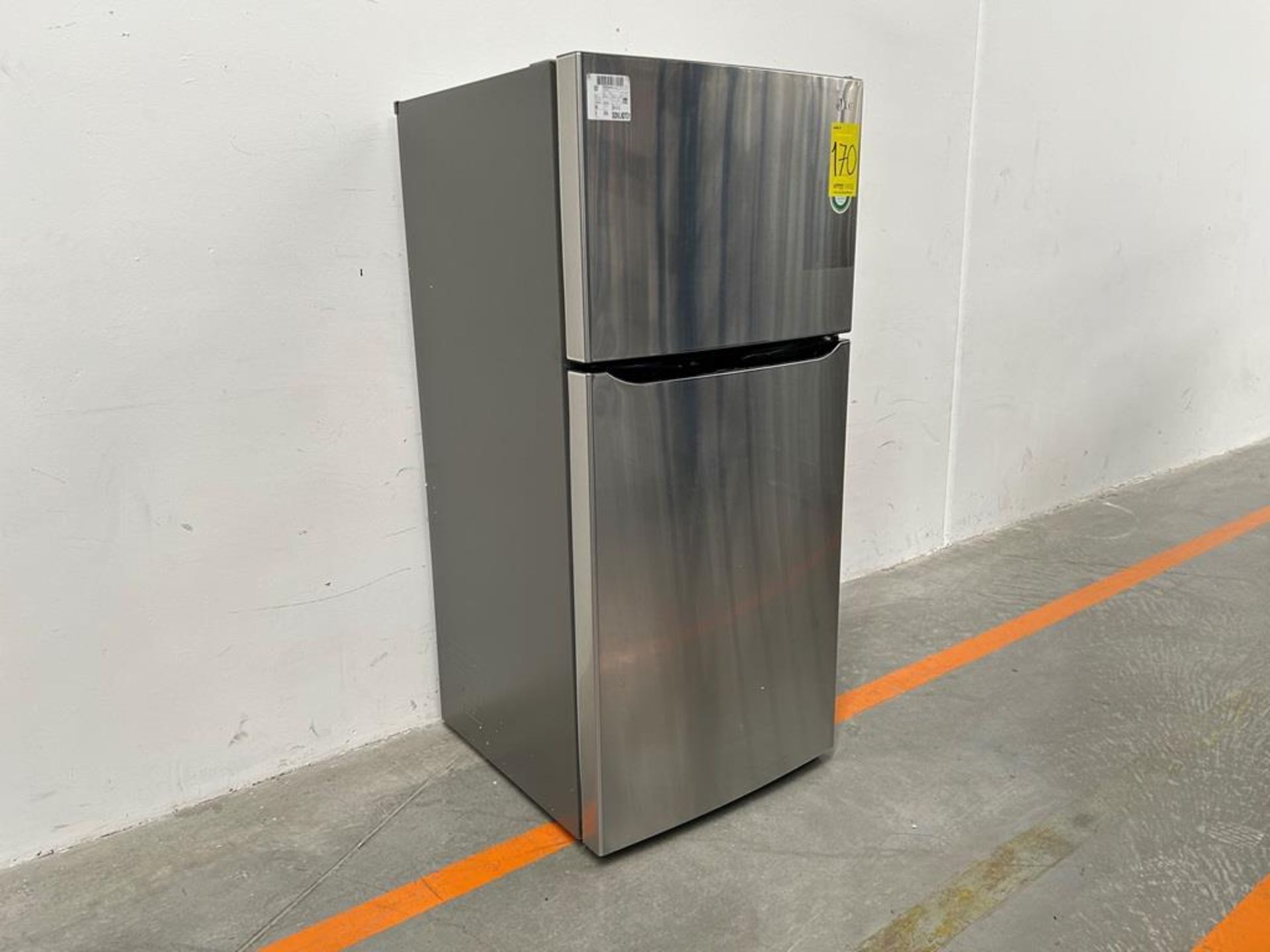 (NUEVO) Refrigerador Marca LG, Modelo LT57BPSX, Serie D1X339, Color GRIS - Image 3 of 11