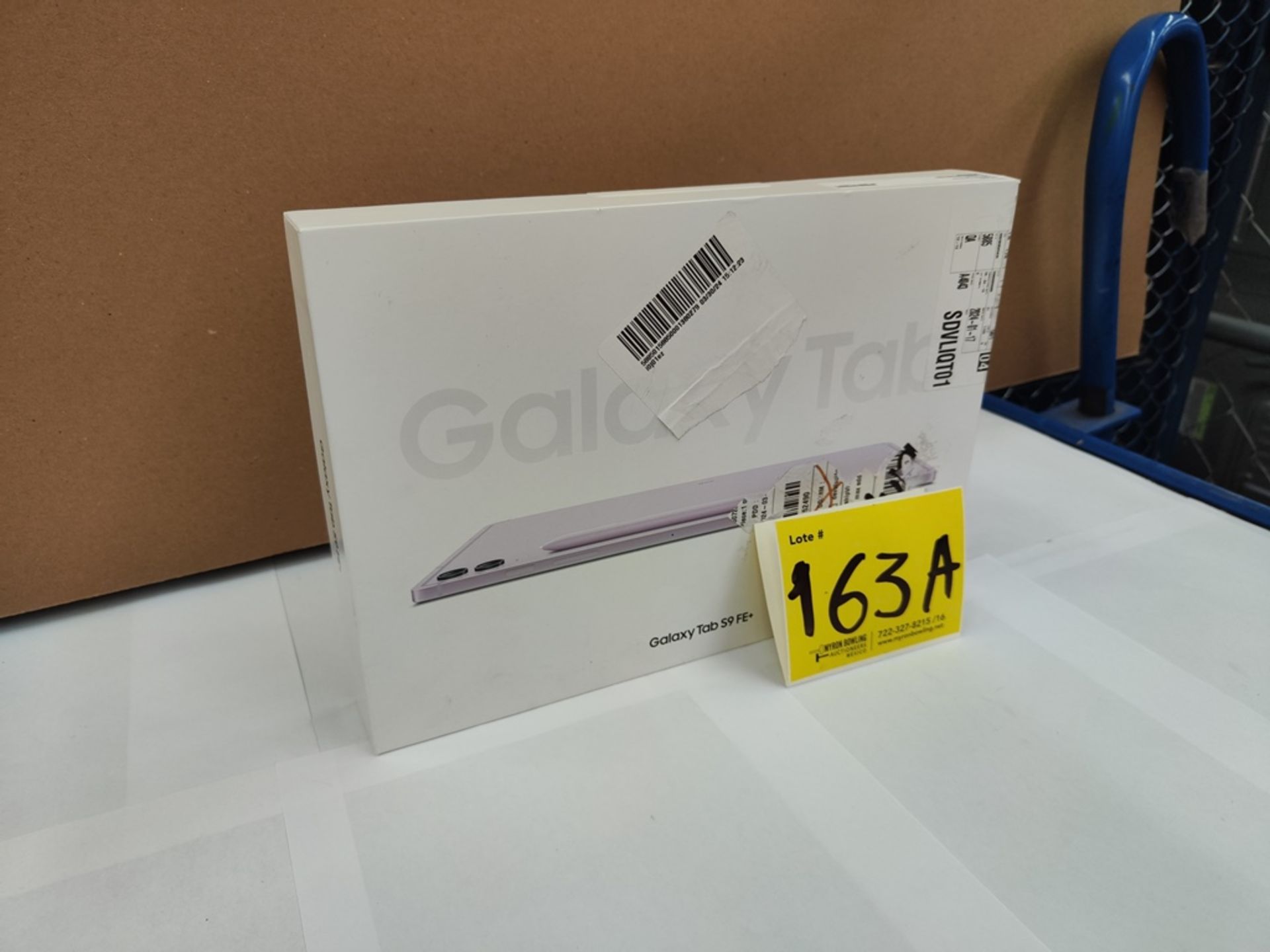(NUEVO) Galaxy TAB S9 FE, Serie R52X300AX8E, Color LILA, 128 GB De Almacenamiento + 8GB RAM - Image 2 of 7
