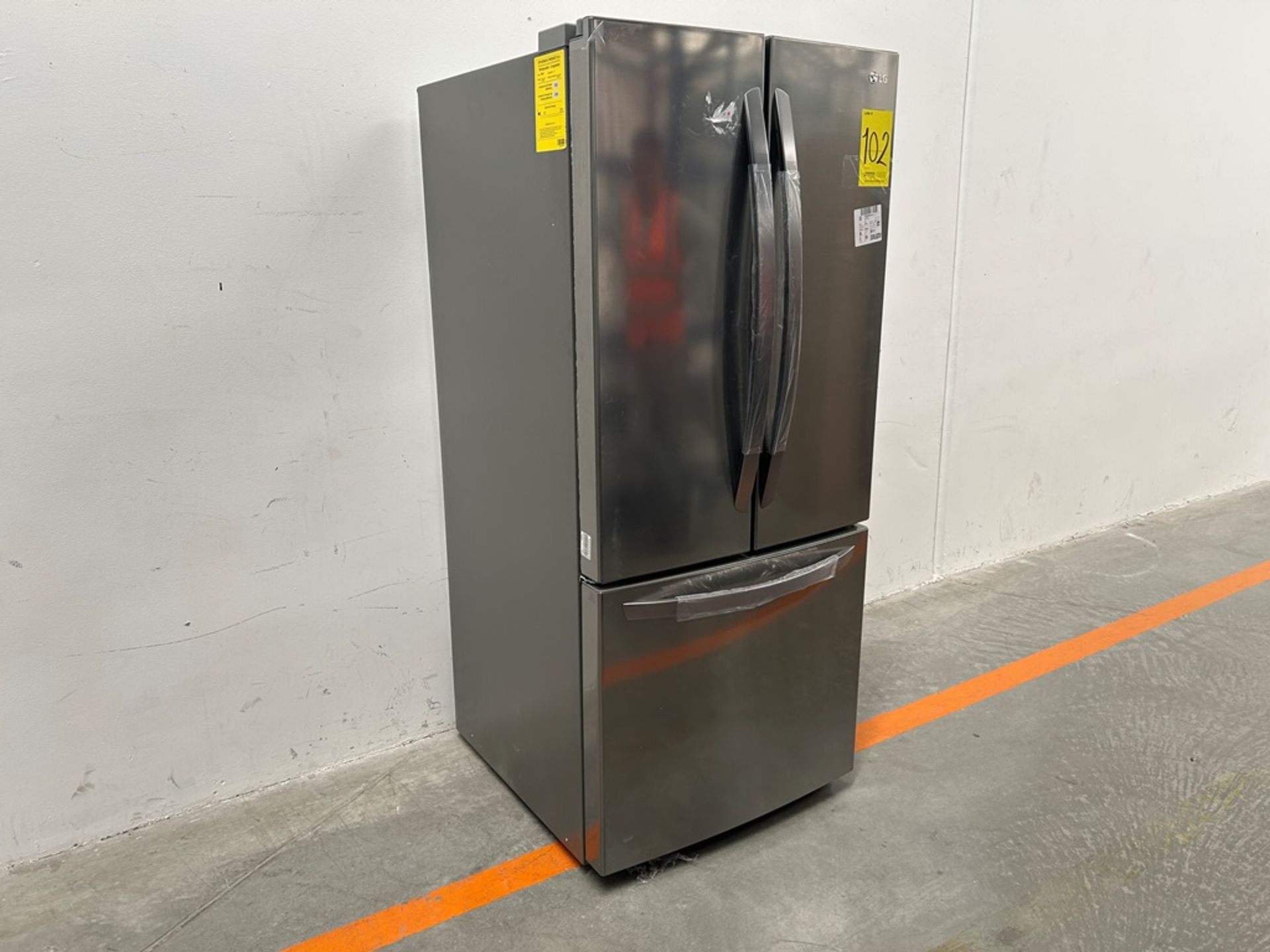 (NUEVO) Refrigerador Marca LG, Modelo GM22BIP, Serie 2D294, Color GRIS - Image 3 of 11